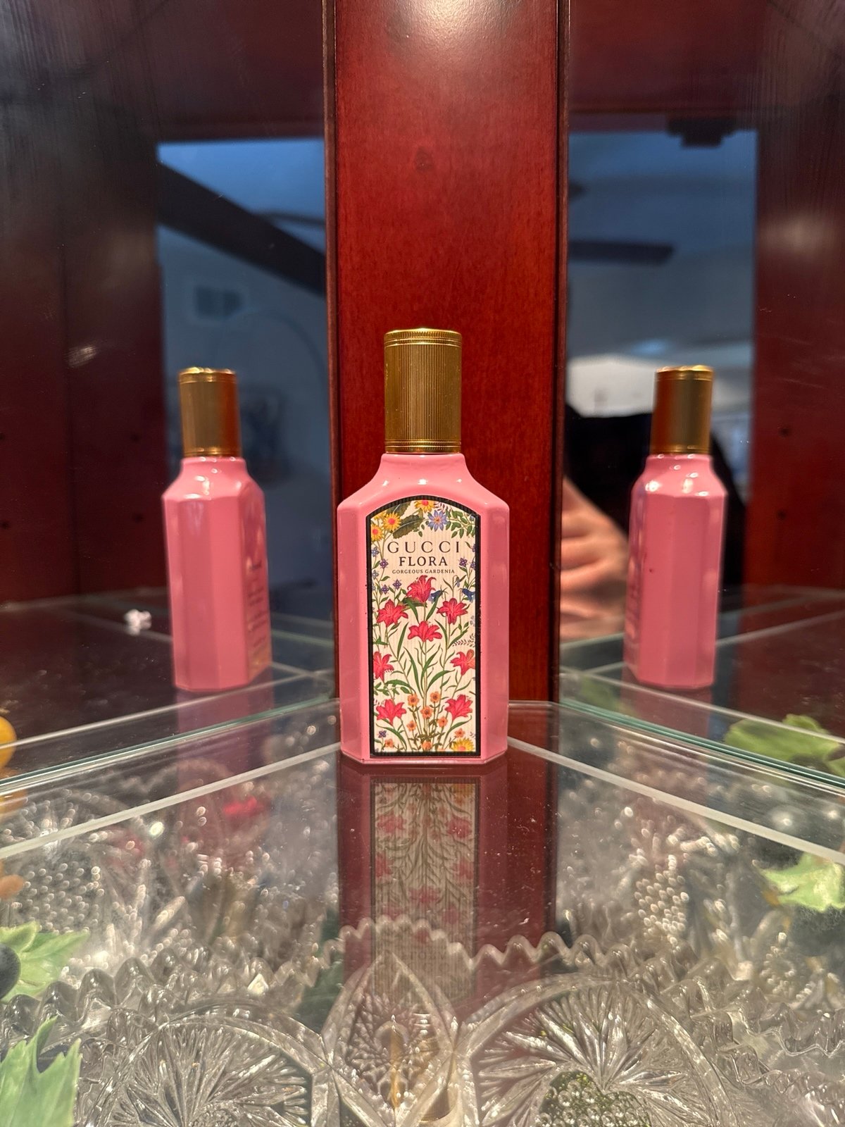 Gucci flora gorgeous gardenia 1.6 oz