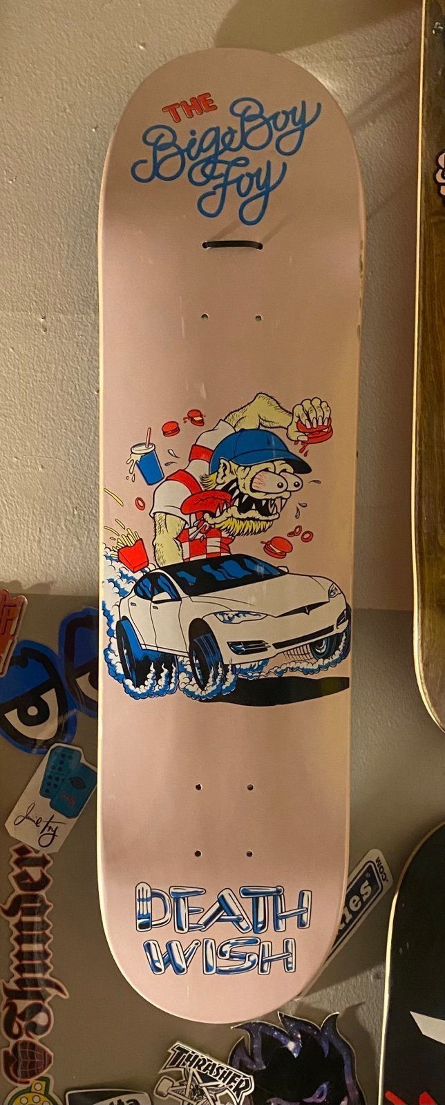 Jamie Foy Creeps Tesla deck