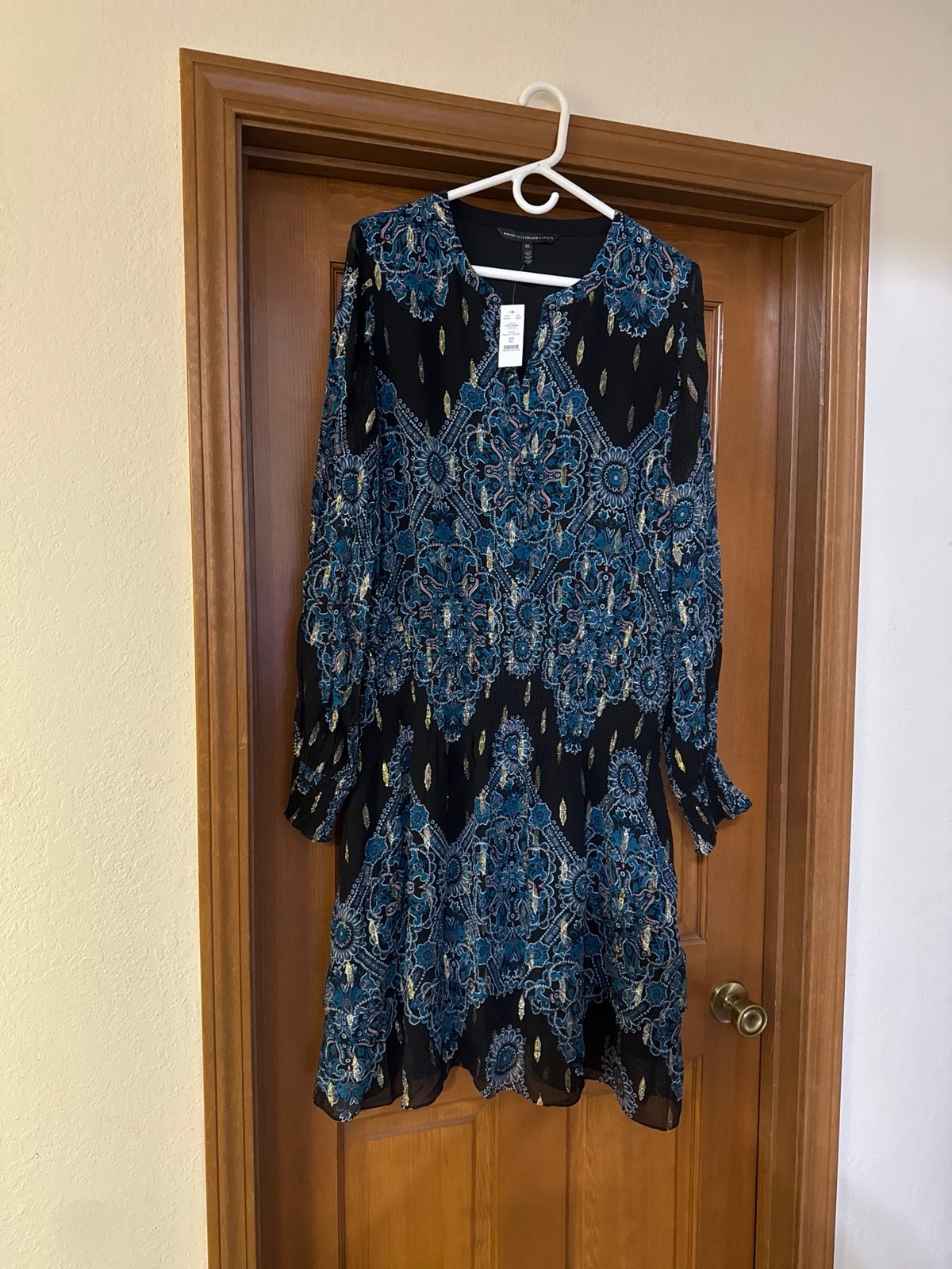 WHITE HOUSE BLACK MARKET Dress
