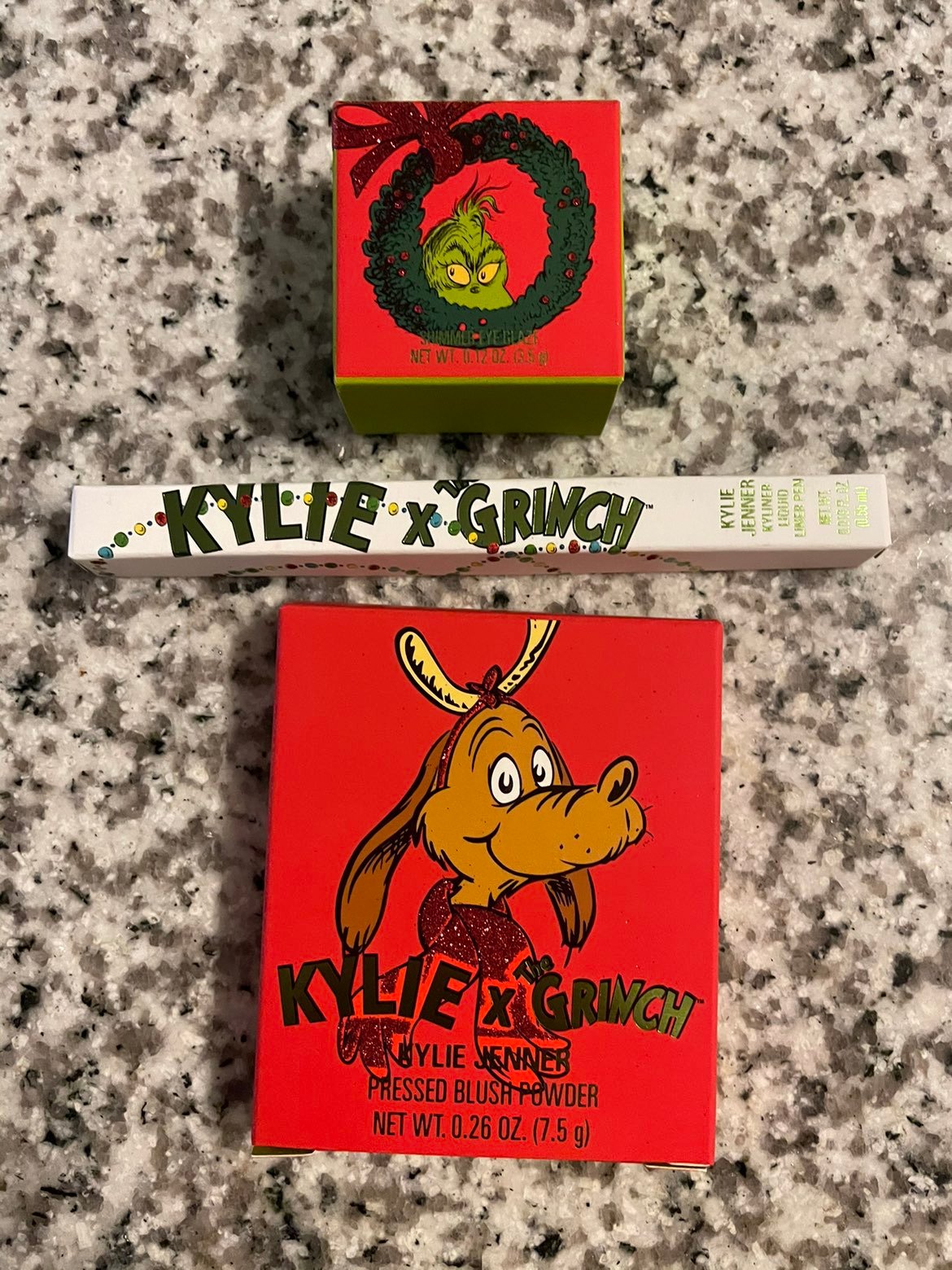 Kylie x The Grinch Makeup Bundle