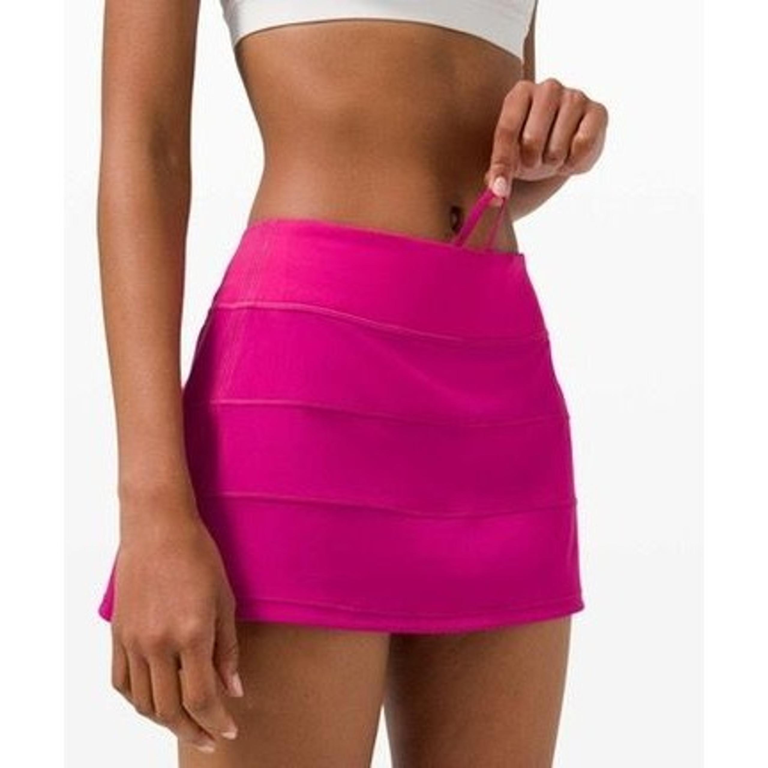 Lululemon women's 8 tall ripened raspberry pace rival athletic tennis skort