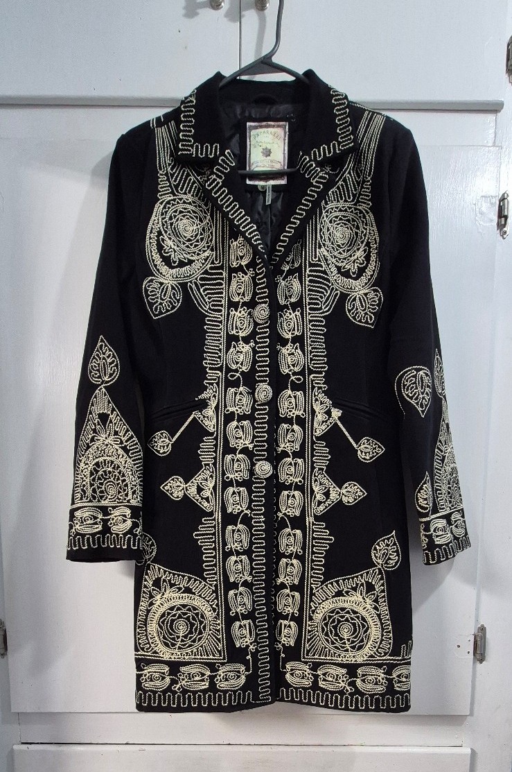 PAPARAZZI Medium Black And Cream Floral Geometric Embroidered Art To Wear Coat
