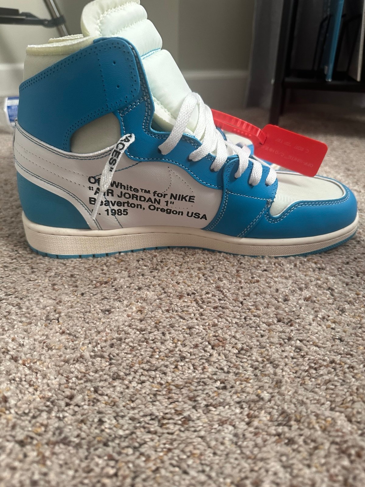 Air Jordan 1 OFF WHITE Retro High OG ‘UNC’