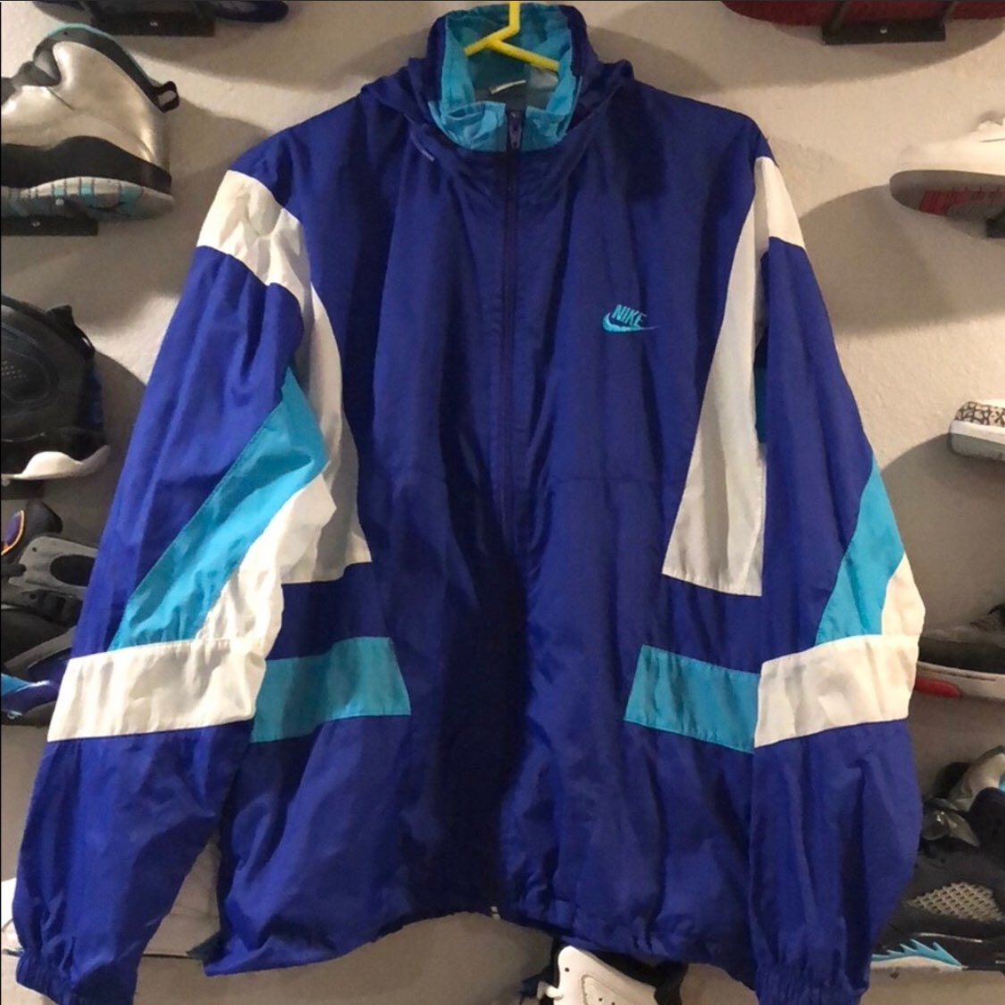 Vintage Nike windbreaker jacket sz M