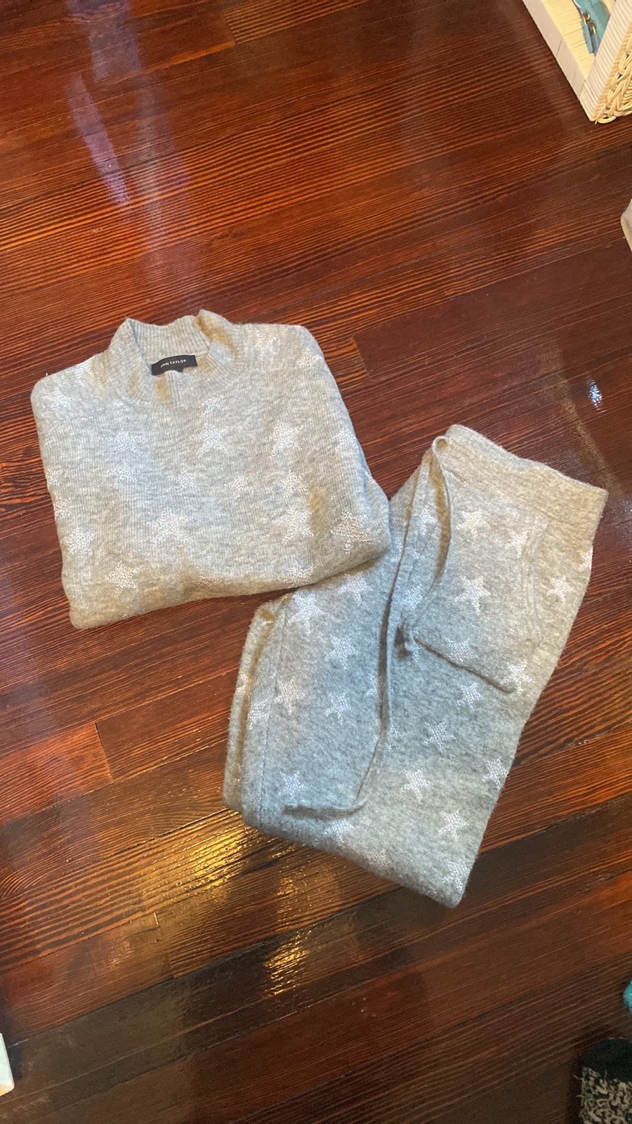 Ann Taylor the star sweater set
