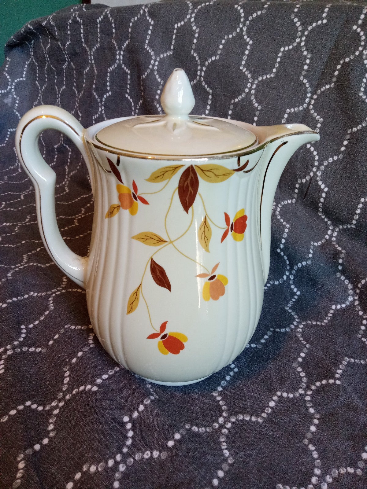 Vintage Coffepot/pitcher Autumn Leaf jewel tea
