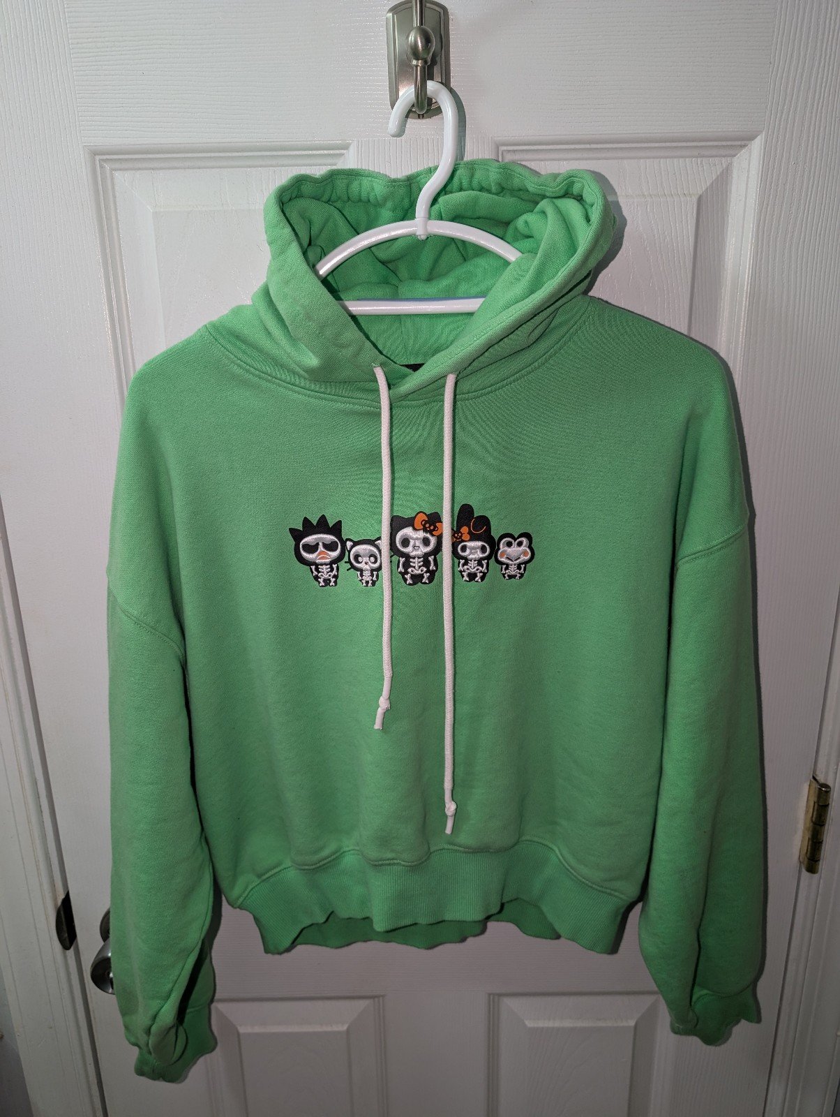 Hello Kitty & Friends x Forever 21 Cropped Pullover Halloween Hoodie Size Small