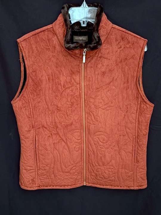 VELVET SUEDE QUILTED VEST with FAUX FUR TRIM (M) By WOOLY BULLY-Colorado