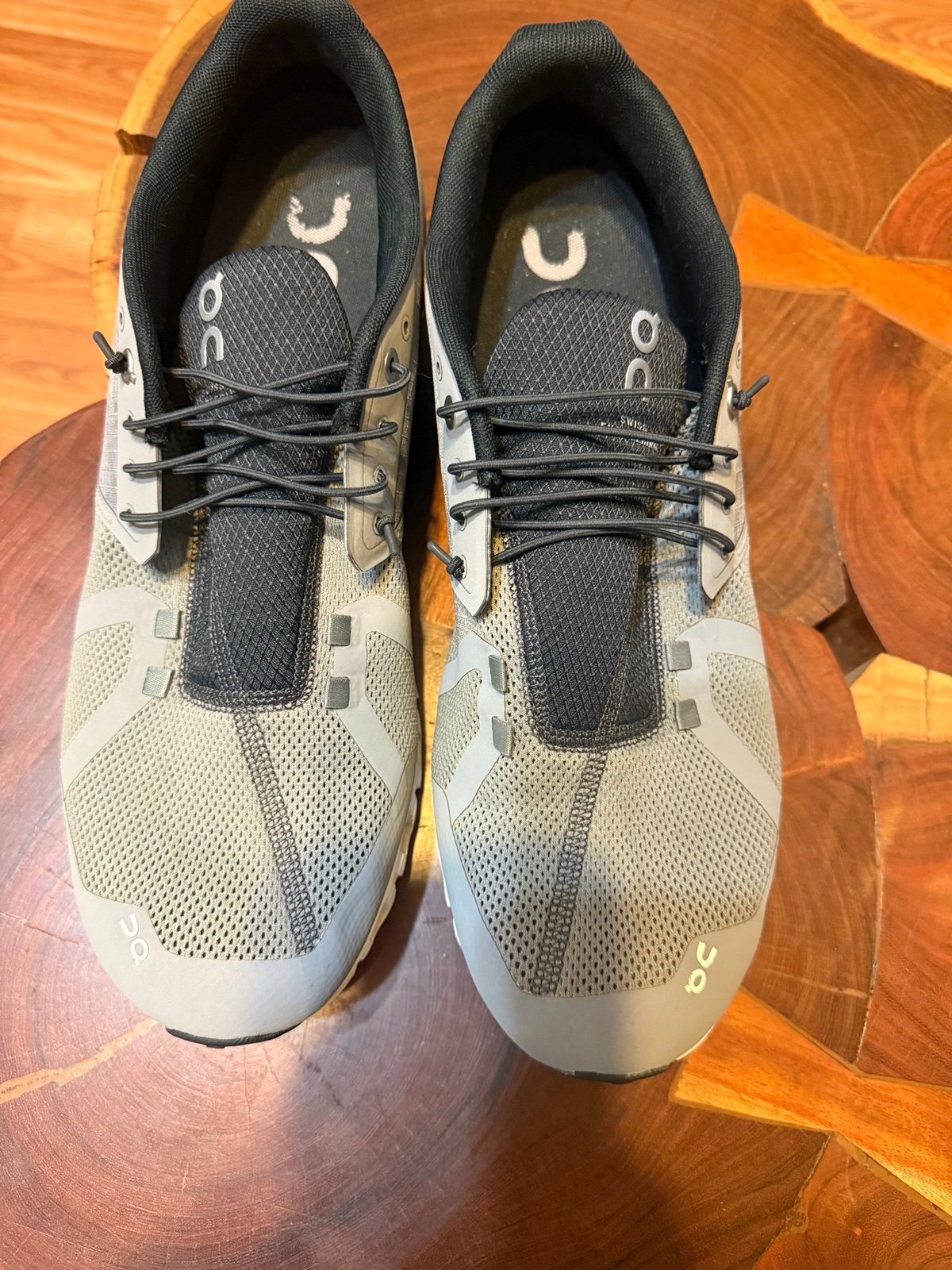Men’s On Cloud Shoes Size 13