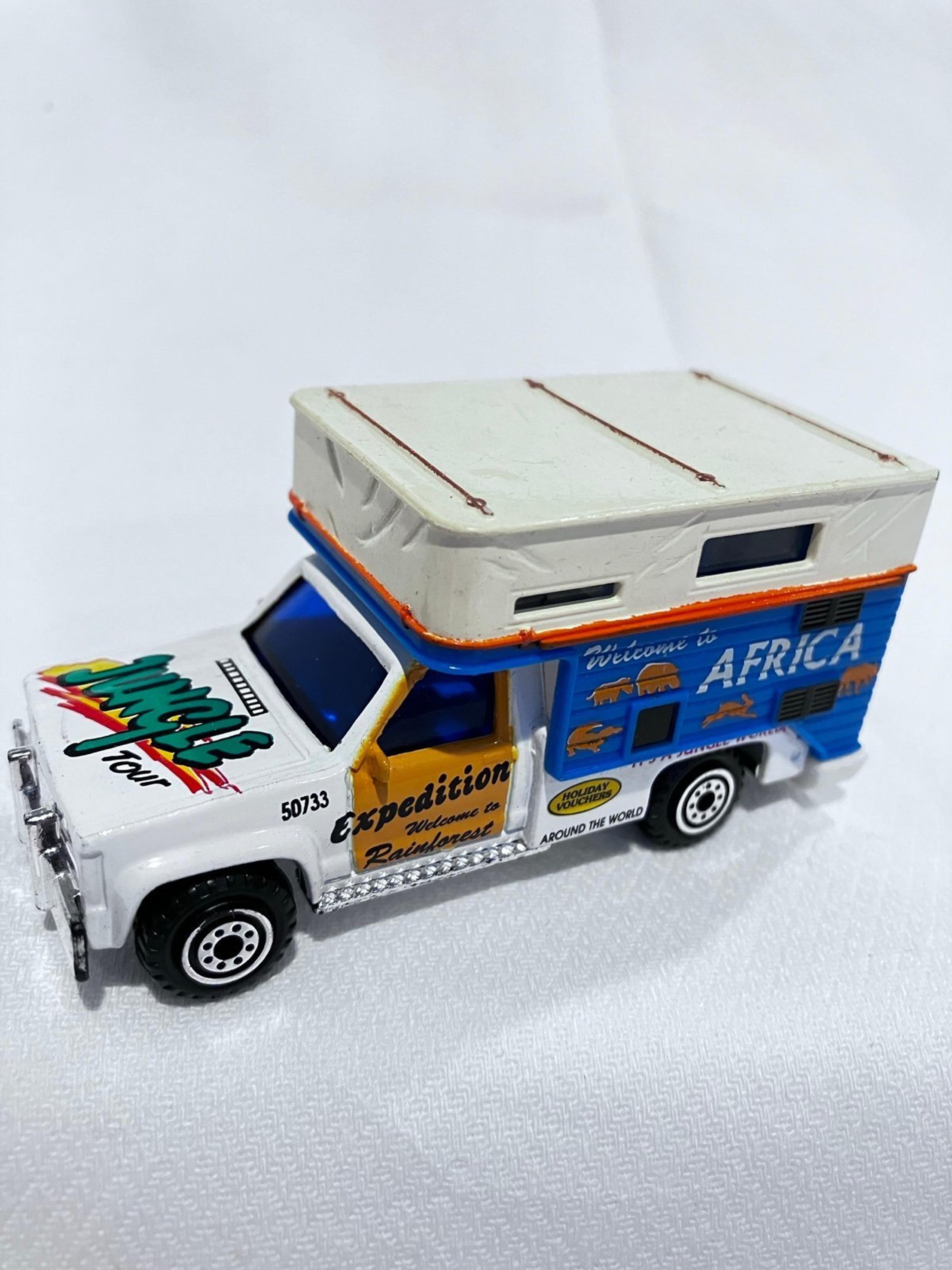 Vintage Jungle Tour Camper 1/64th Vehicle Made in China