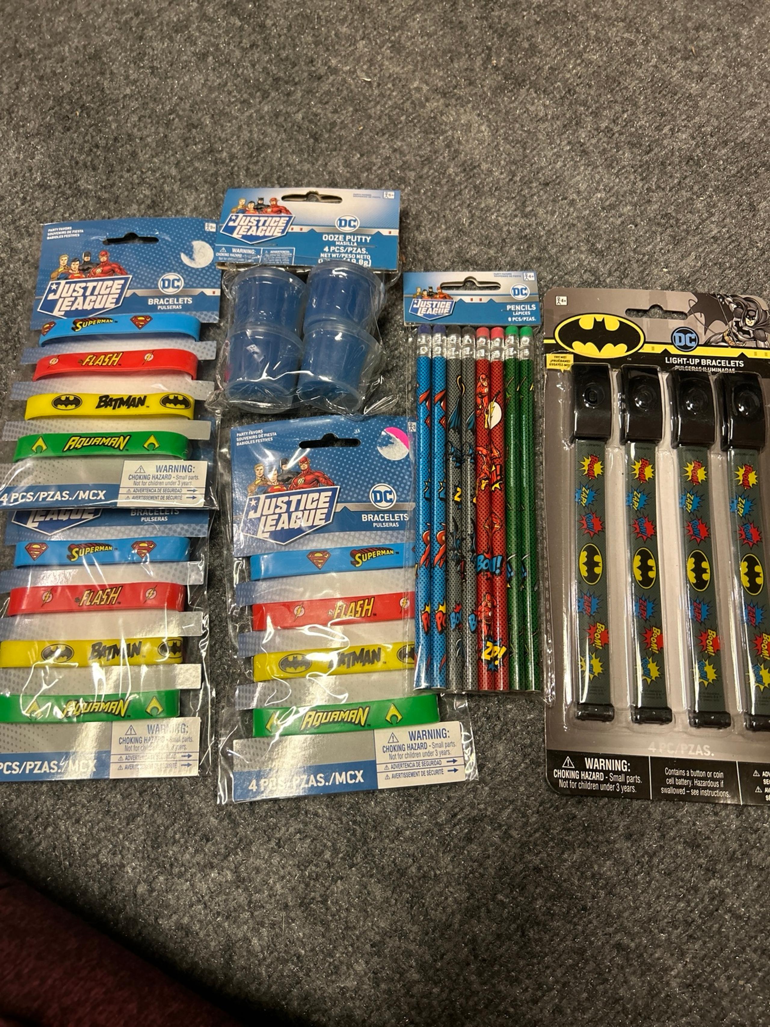 The Justice League party pack 6 pc