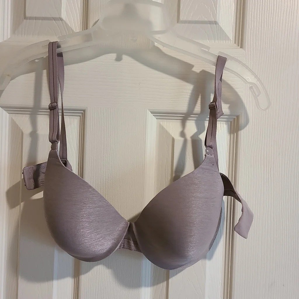 Lot of 6 Warner's Vanity Fair Barely There bras 34C black nude red leopard teal