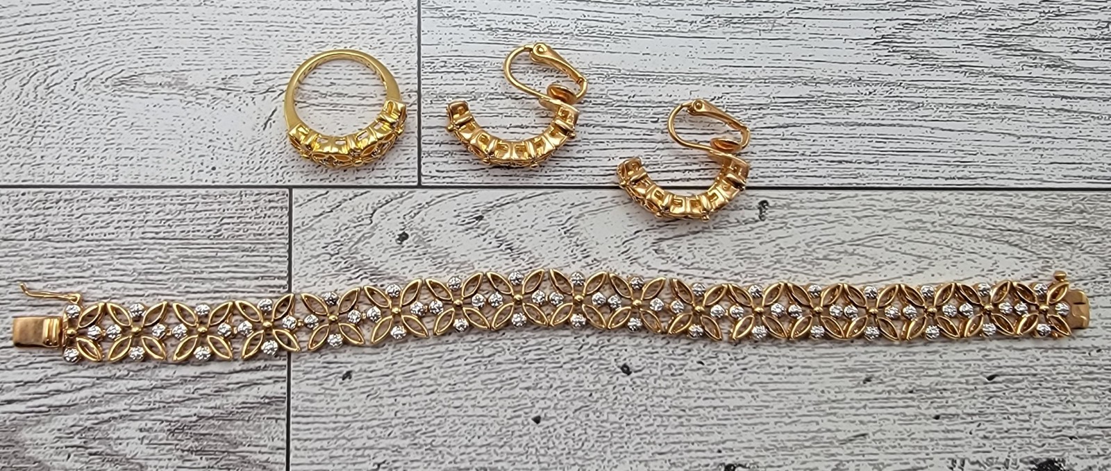 18k GE Ring, Bracelet, and Clip-On Earrings. Diamonds With Flowers Design