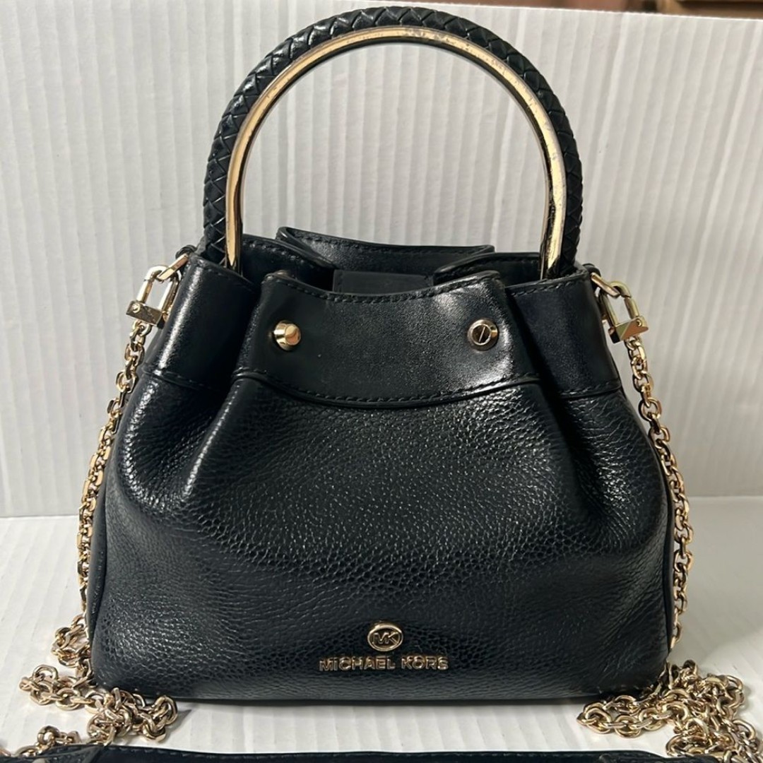 Michael Kors Rosie Small Ring Bucket Bag black
