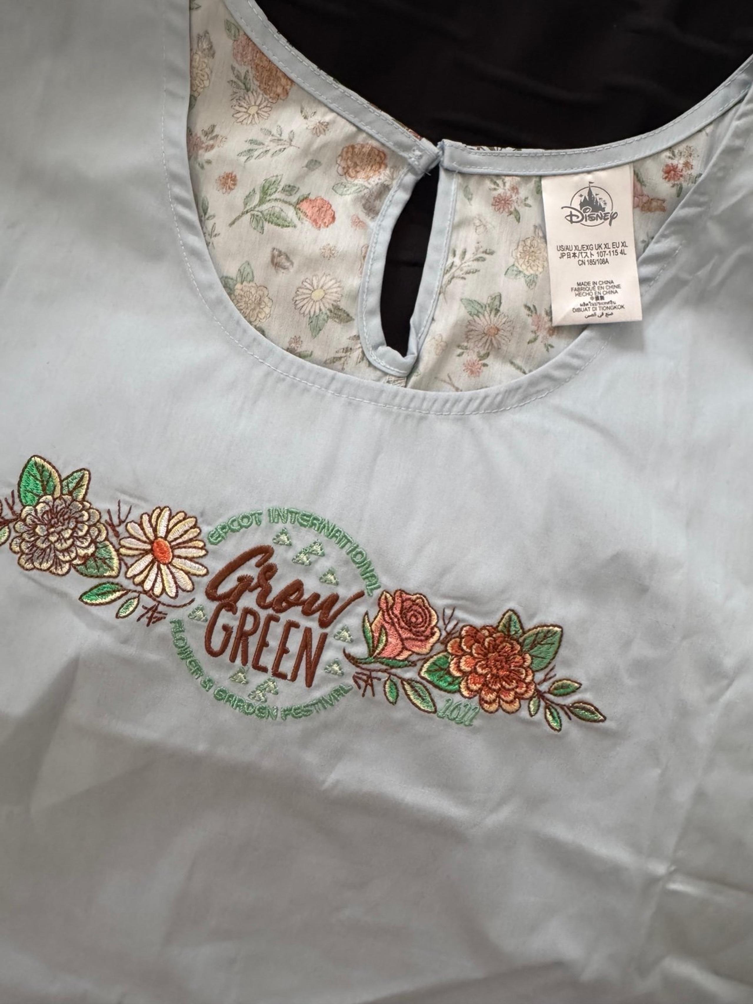 Epcot grow green women’s too XL