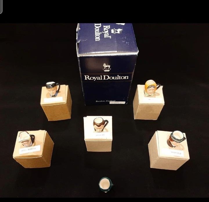 6 Vintage Royal Doulton Toby Mugs MSRP 300