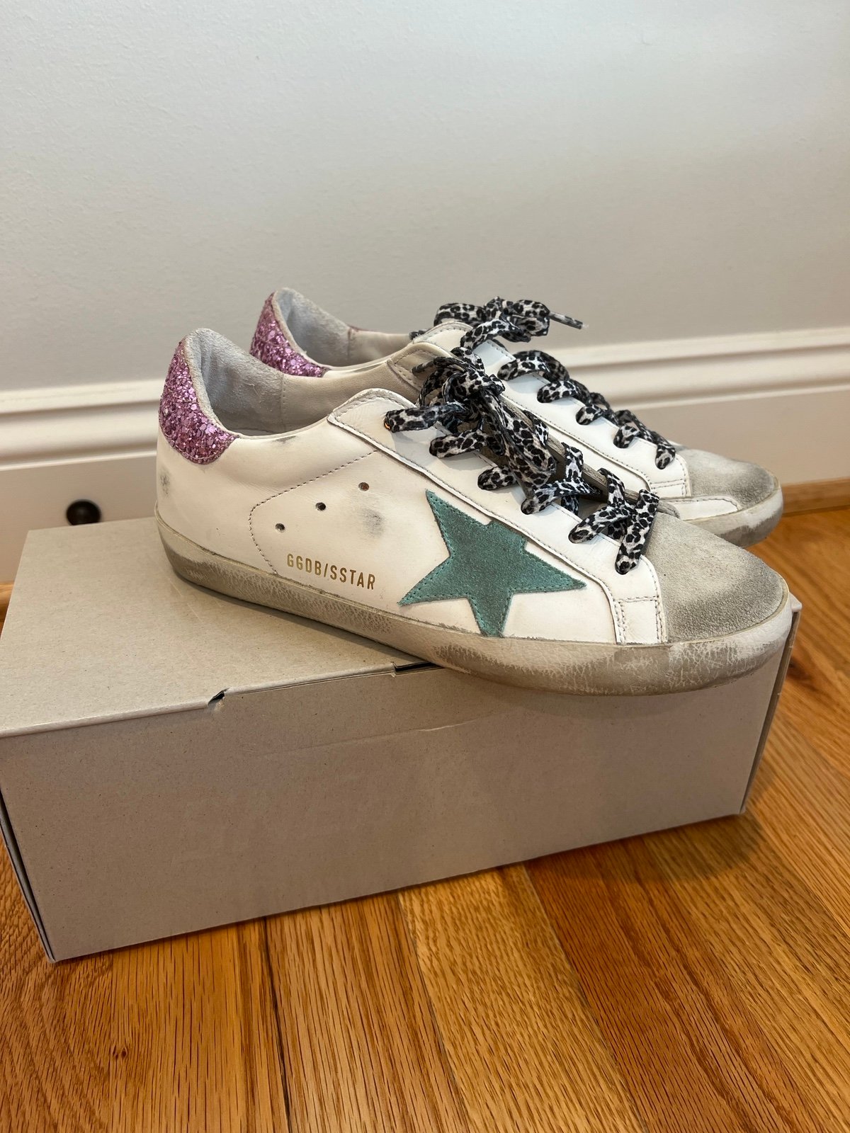 Golden Goose Sneakers