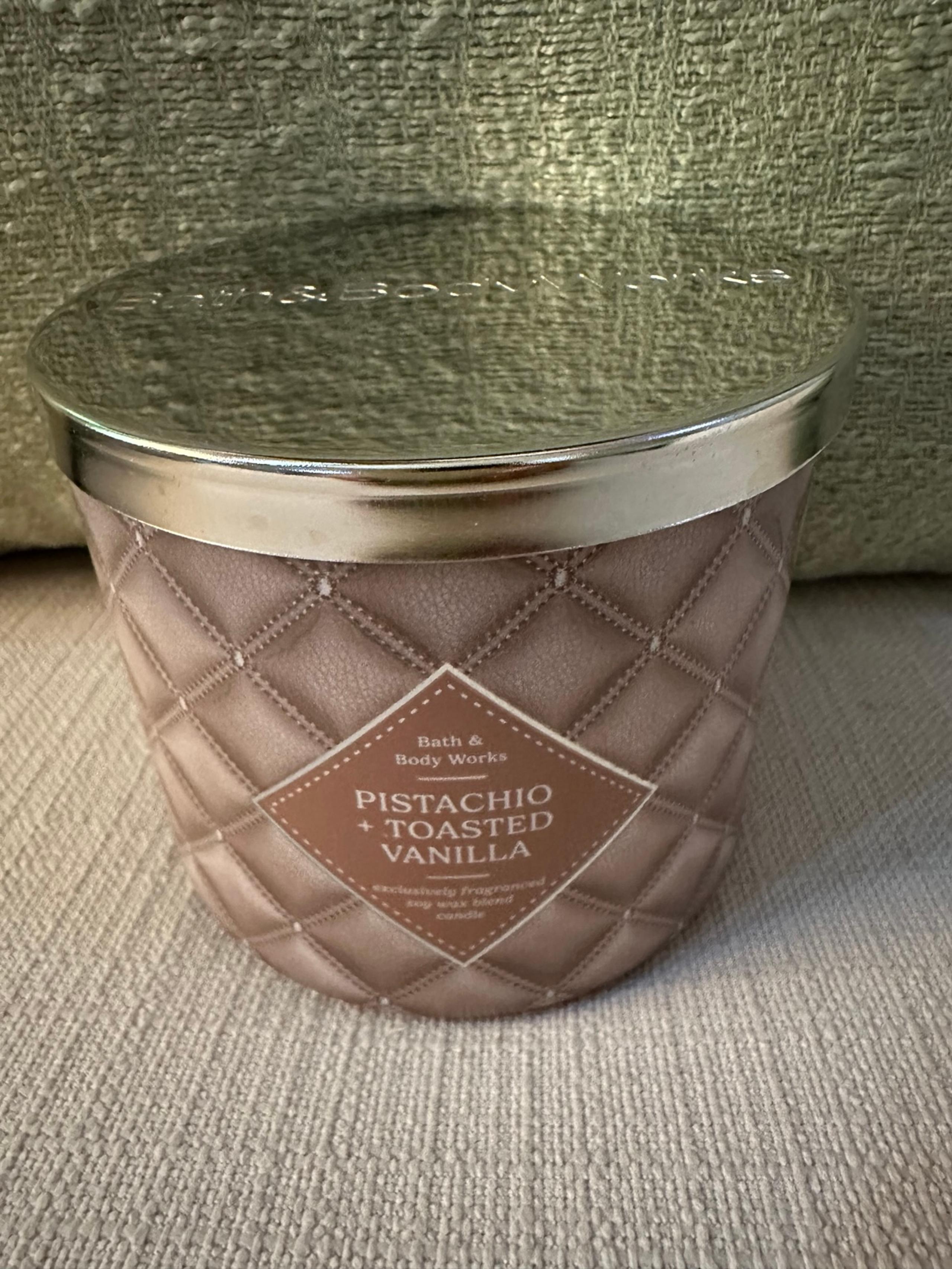 New Bath and Body Works Pistachio and Toasted Vanilla candle