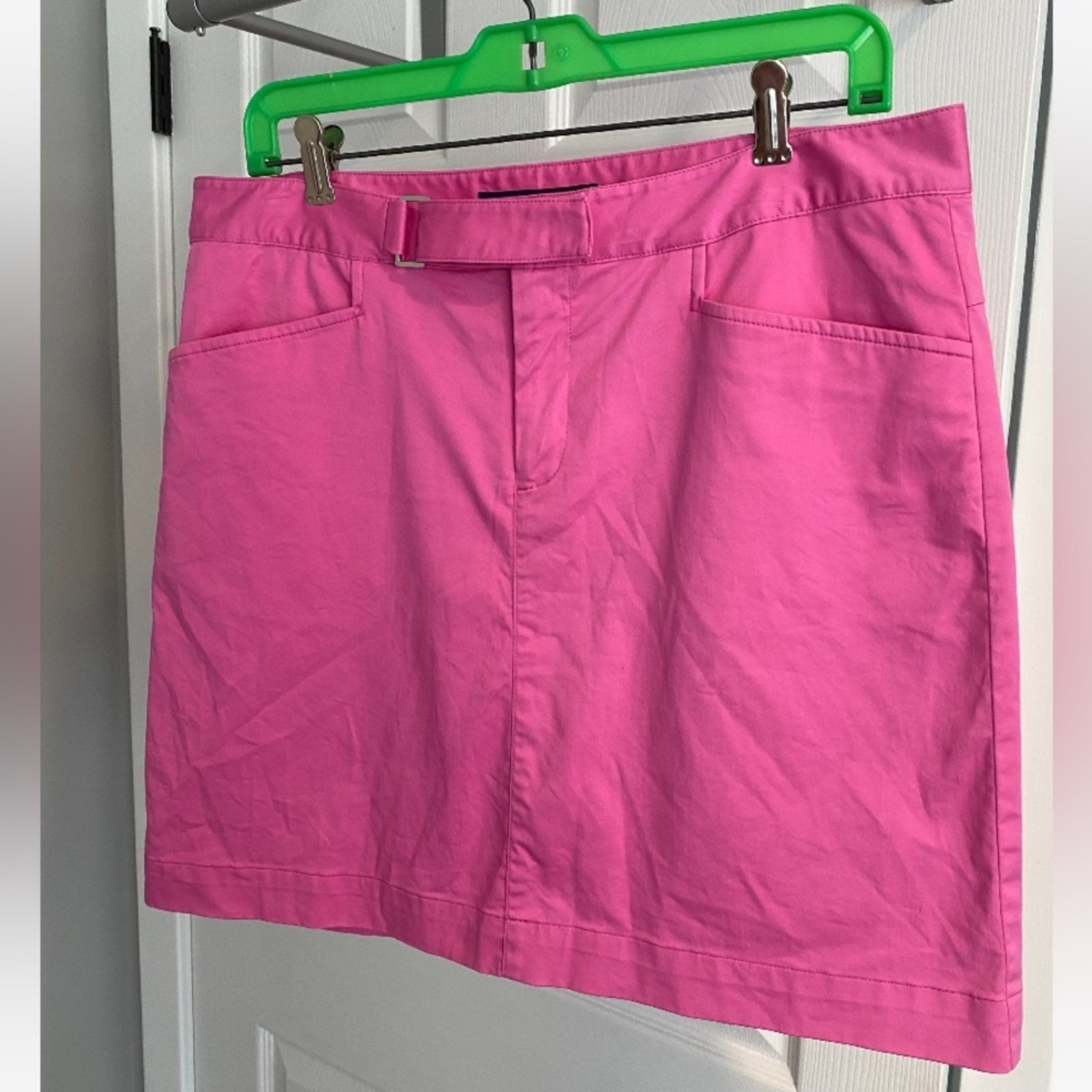 Ralph Lauren Women’s Golf Skort. Pink Belted Size 10