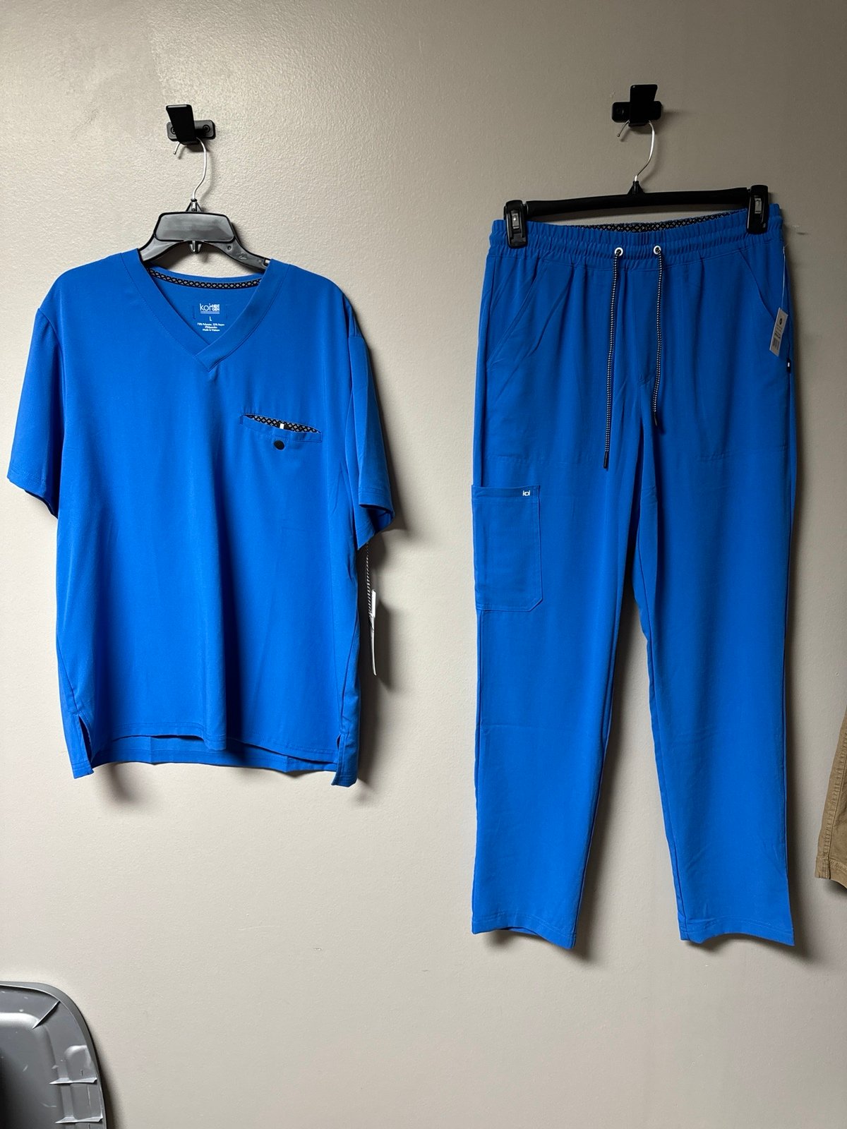 Koi Scrub Set