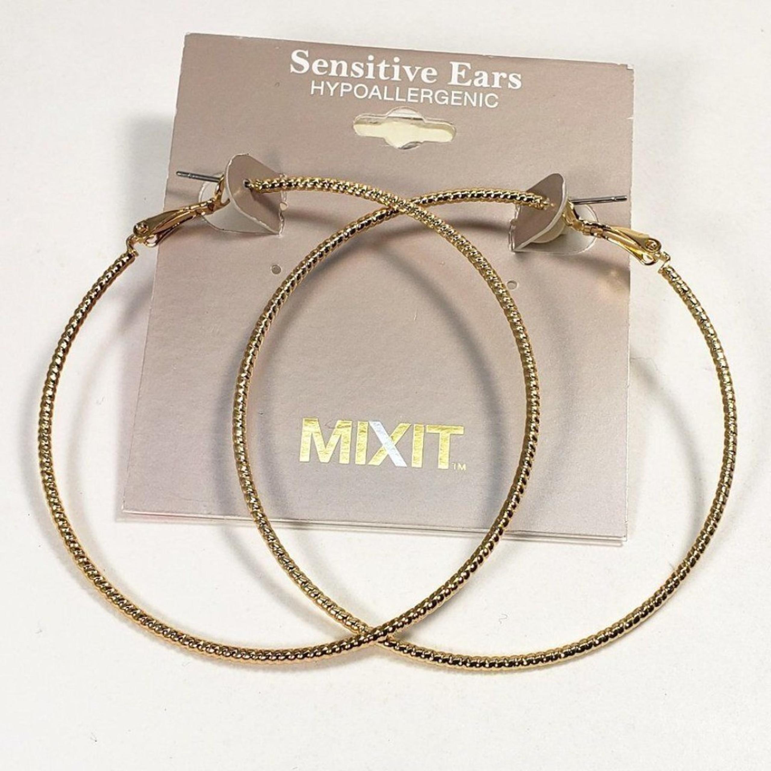 Women's Stunning Gold tone Big Hoop Earrings - Stylish 2.5-inch in diameter