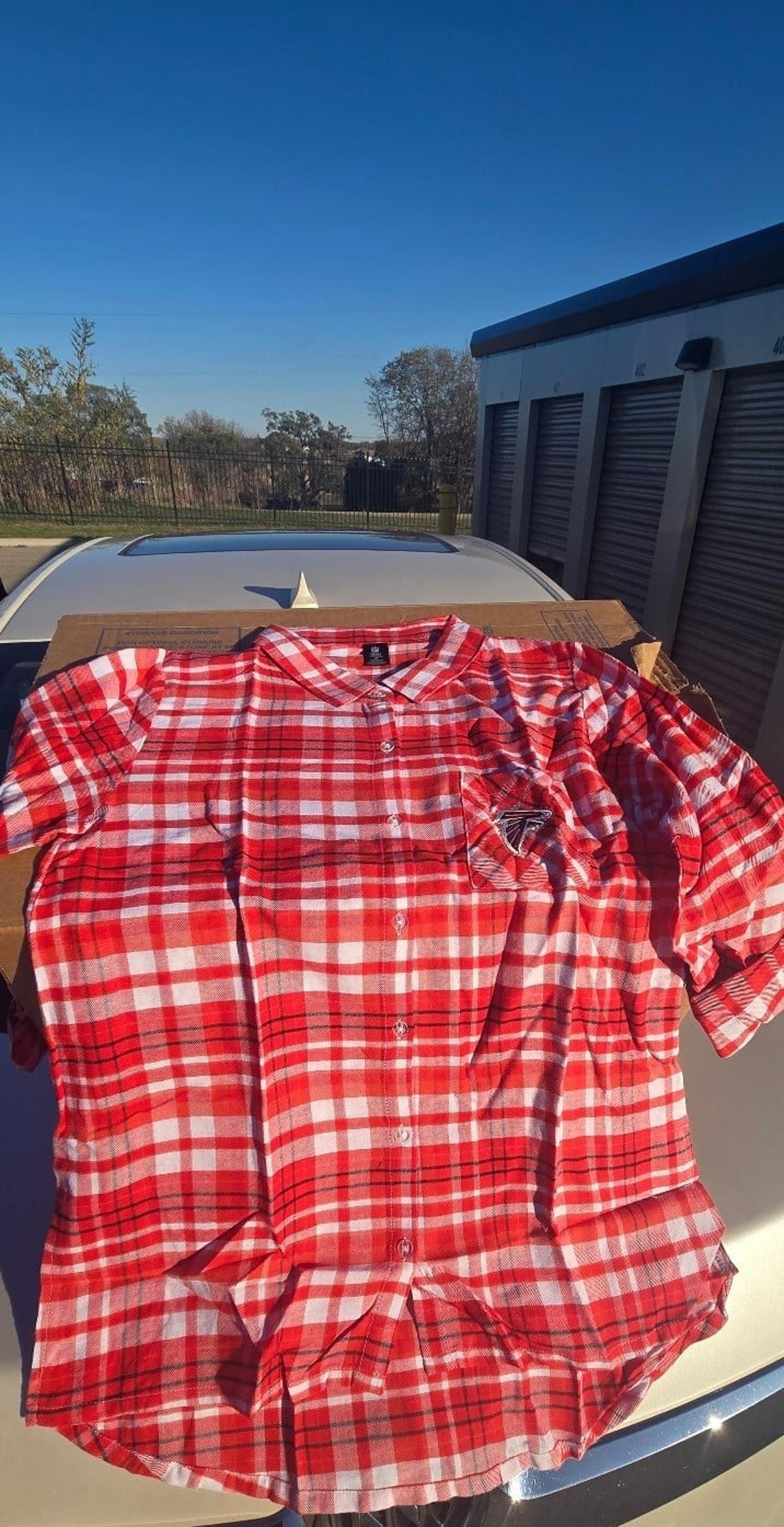 Women's long-sleeve