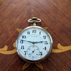 RARE 1916 Illinois STEWART SPECIAL 19 Jewel Pocket Watch Keeping Time