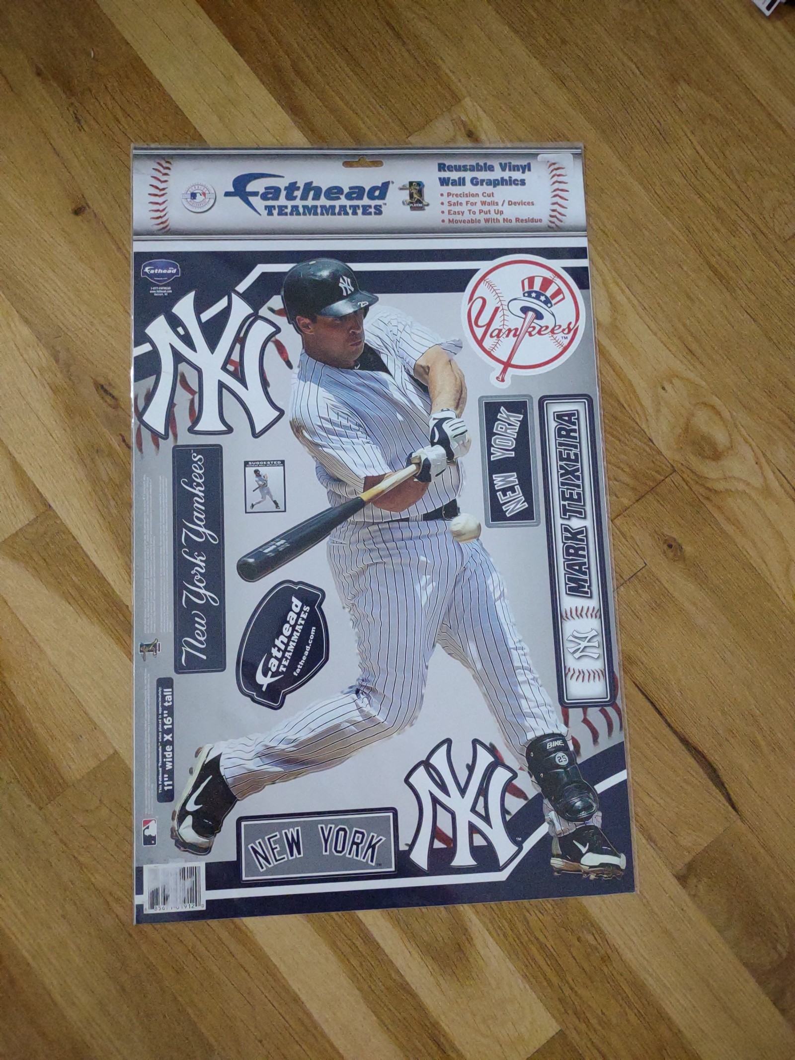 BRAND NEW! COLLECTOR MLB NY YANKEES MARK TEIXEIRA FATHEAD & YANKEES DECALS!