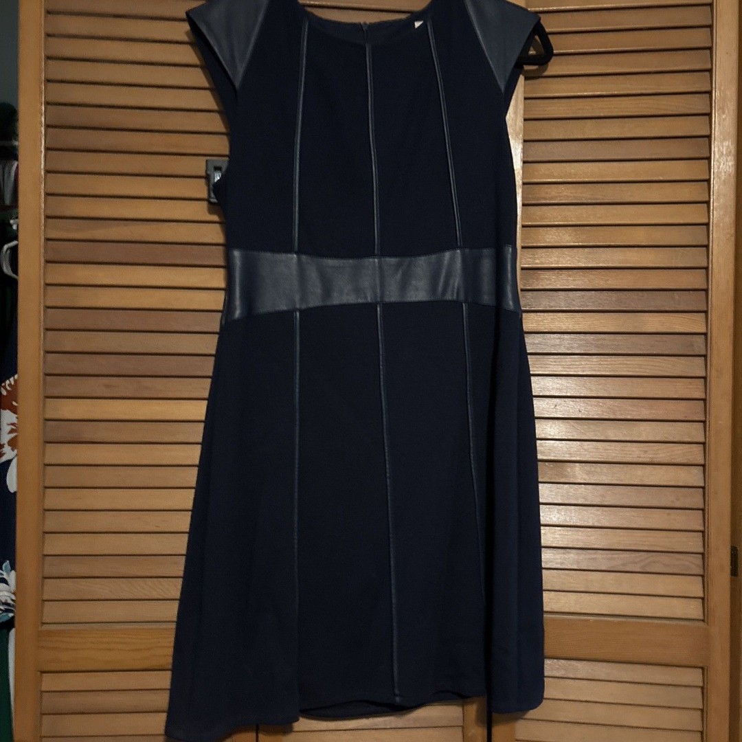 Bailey 44 Navy Sleeveless Knit Dress With Faux Leather Trim Size Large