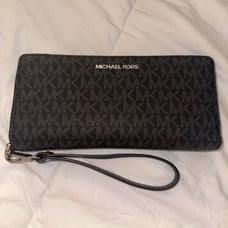 Michael Kors wristlet