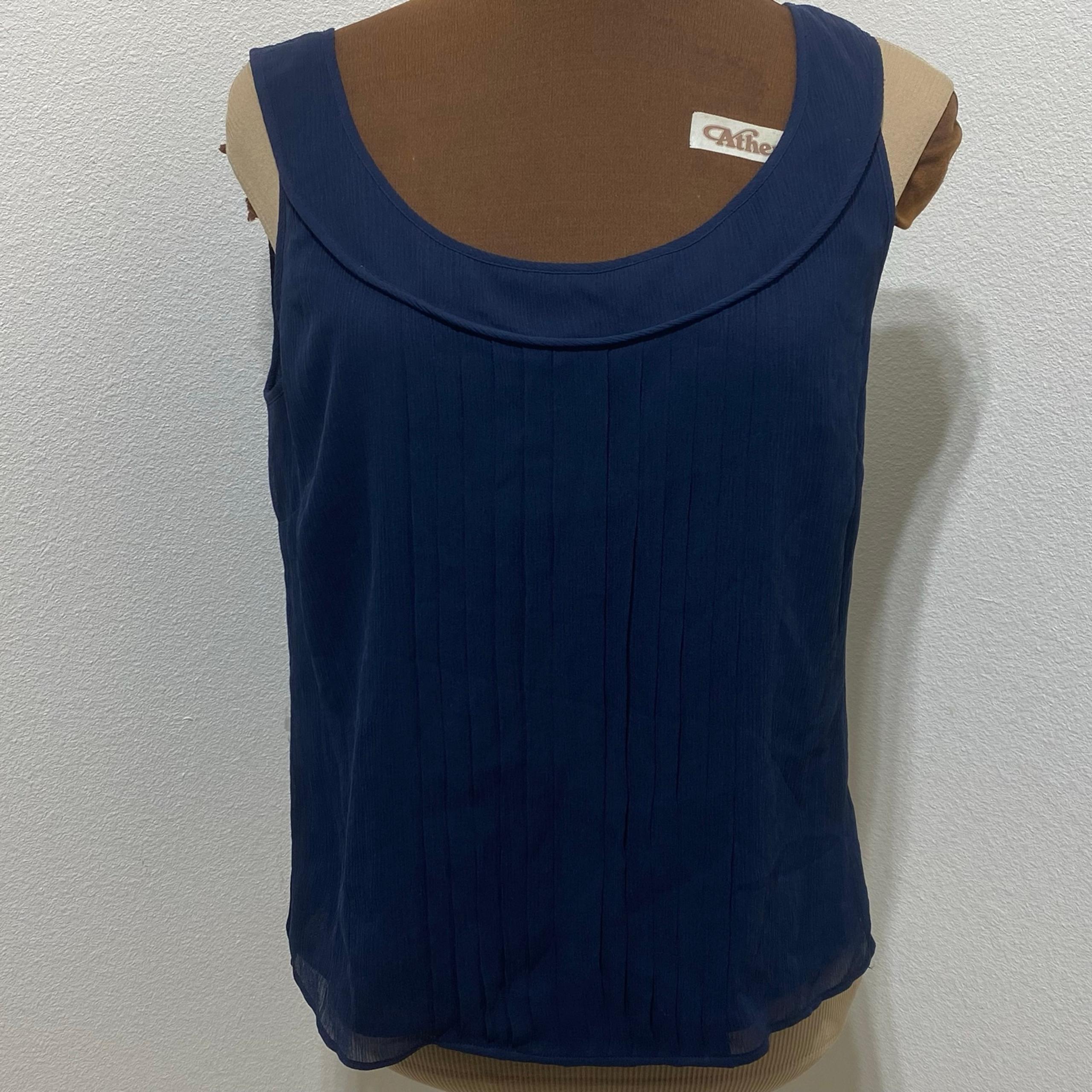 Ellen Tracy Women's Navy Blue Silk Pleated Sleeveless Blouse Size 8P
