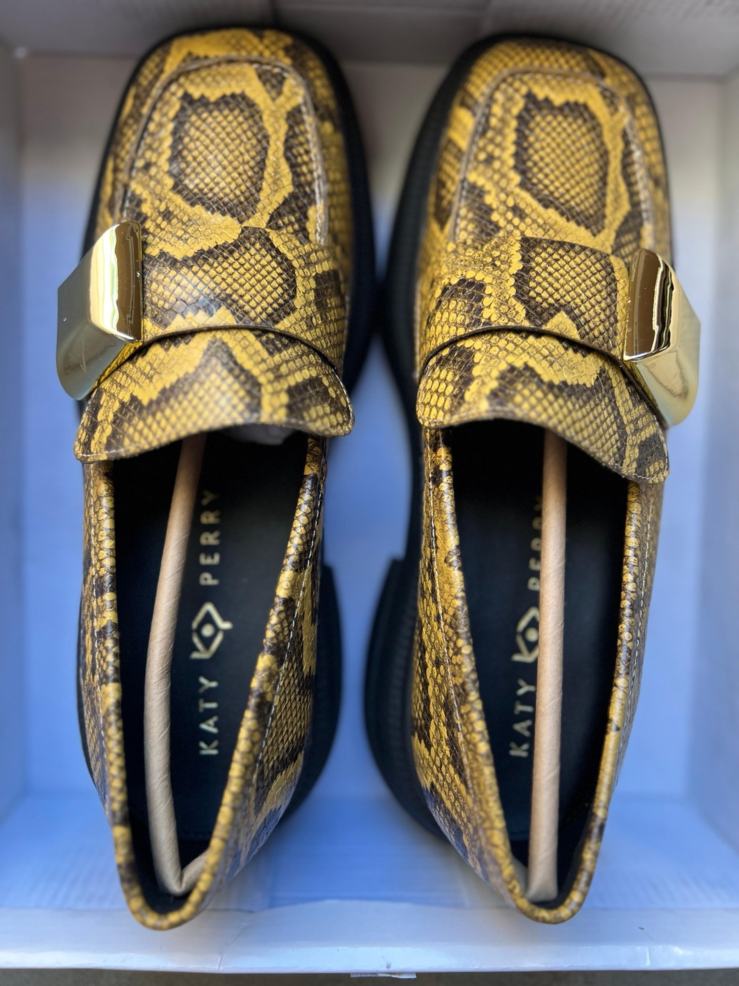 KATY PERRY THE GELI COMBAT LOAFER WOMEN’S SIZE 9