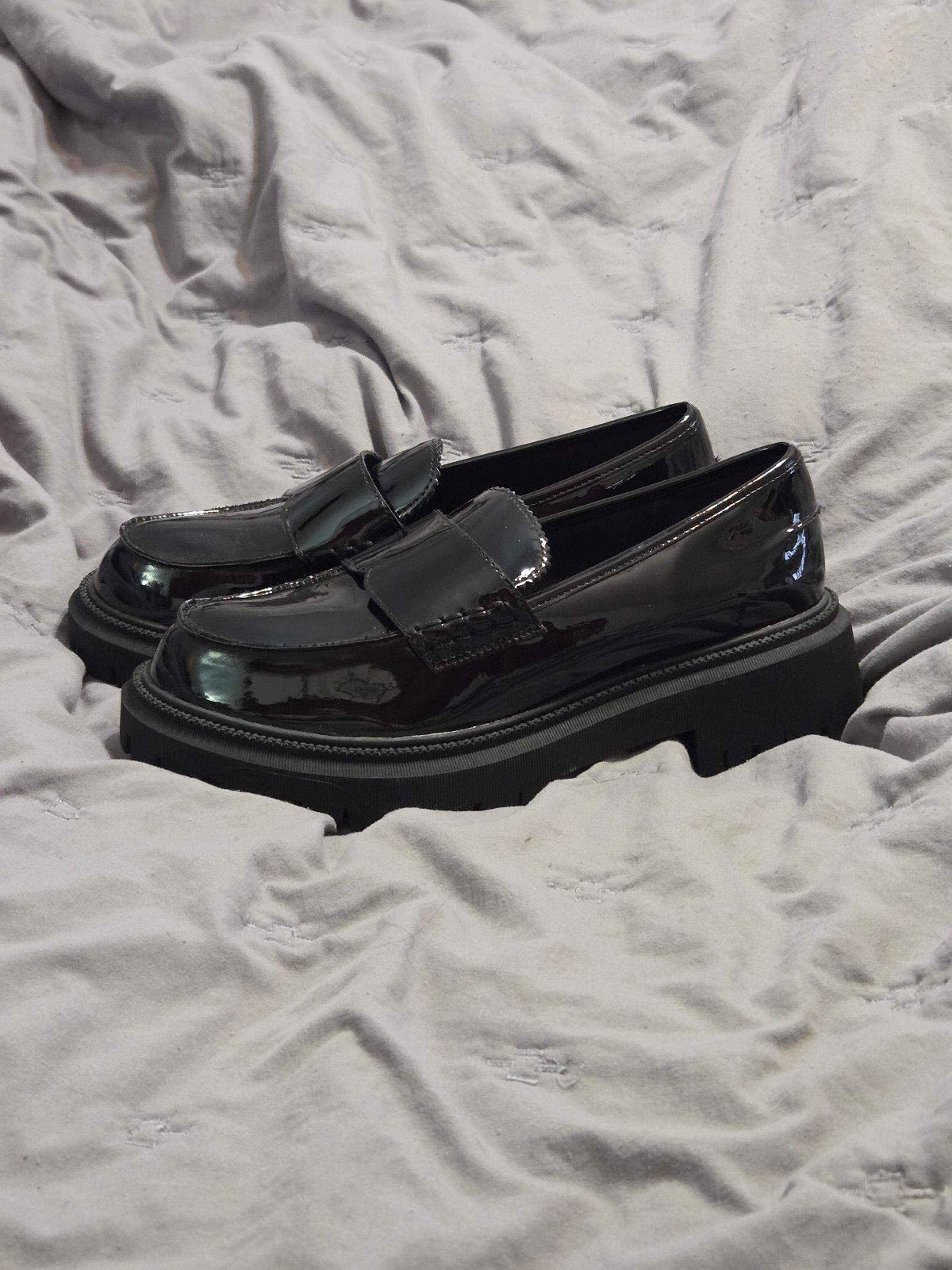 Sketchers Women Memory Foam Black Patent Platform Lug Sole Loafer Sz 8 90s Bratz