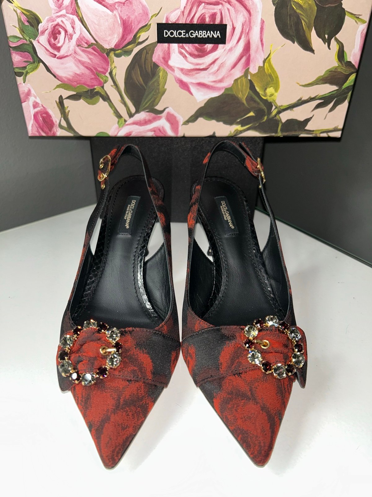 Dolce & Gabbana Lori Jewel Buckle Red Floral Heels sz 38.5 (US W8)