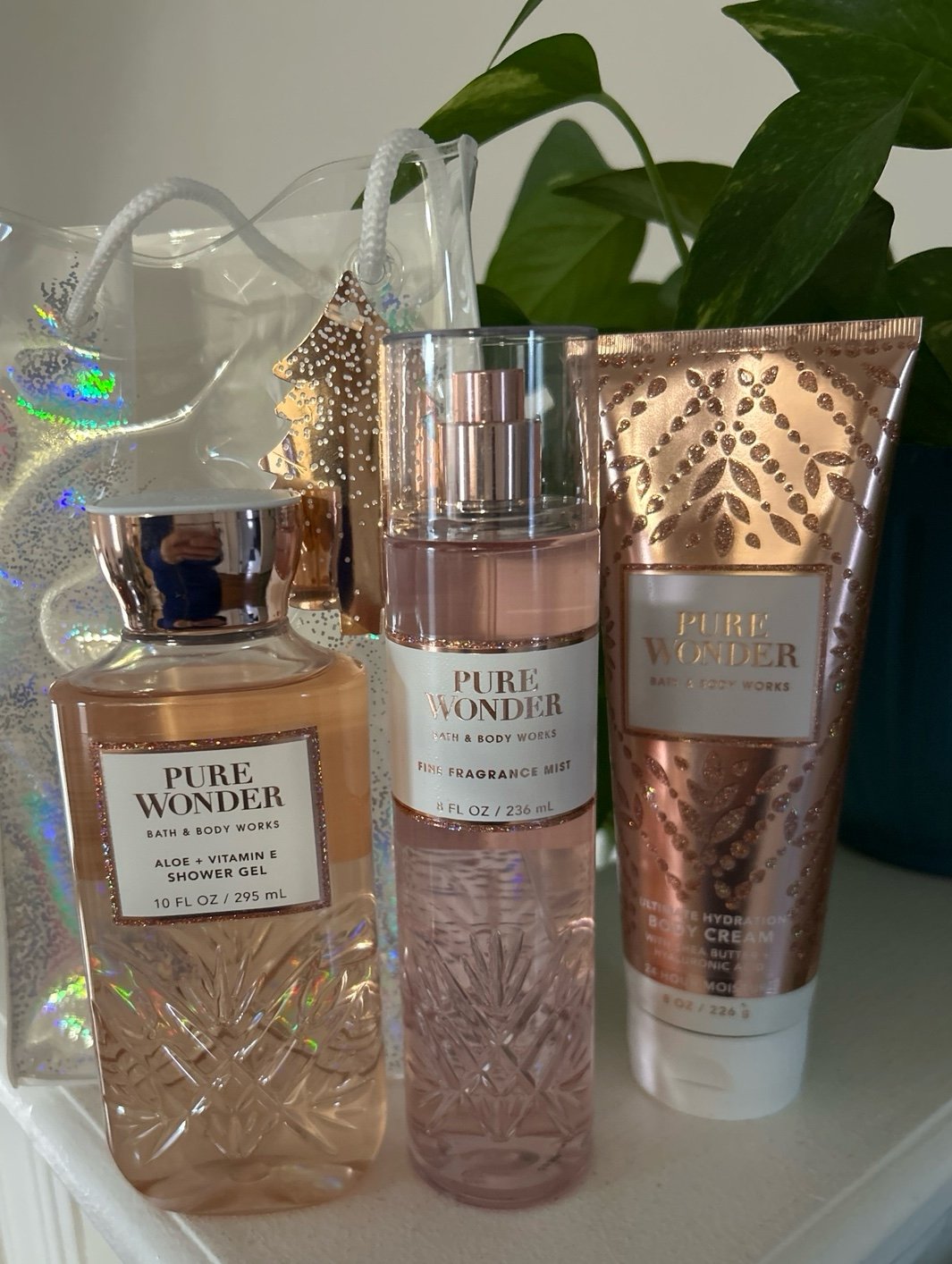 Pure Wonder 3 pc Gift Set w/ Beautiful Gift-bag - Bath & Body Works
