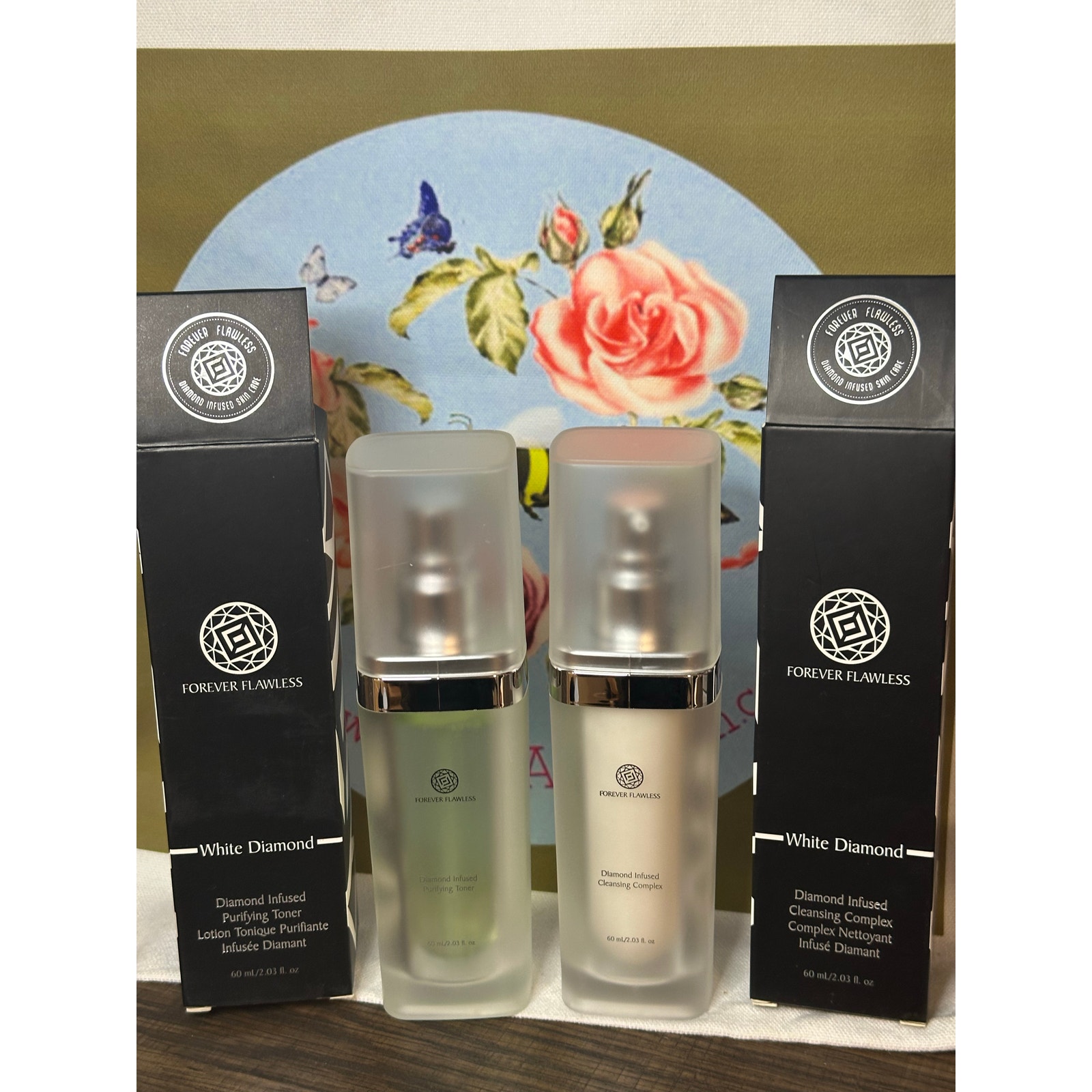 Forever Flawless WHITE DIAMOND Infused Cleansing Complex & Purifying Toner 60ml