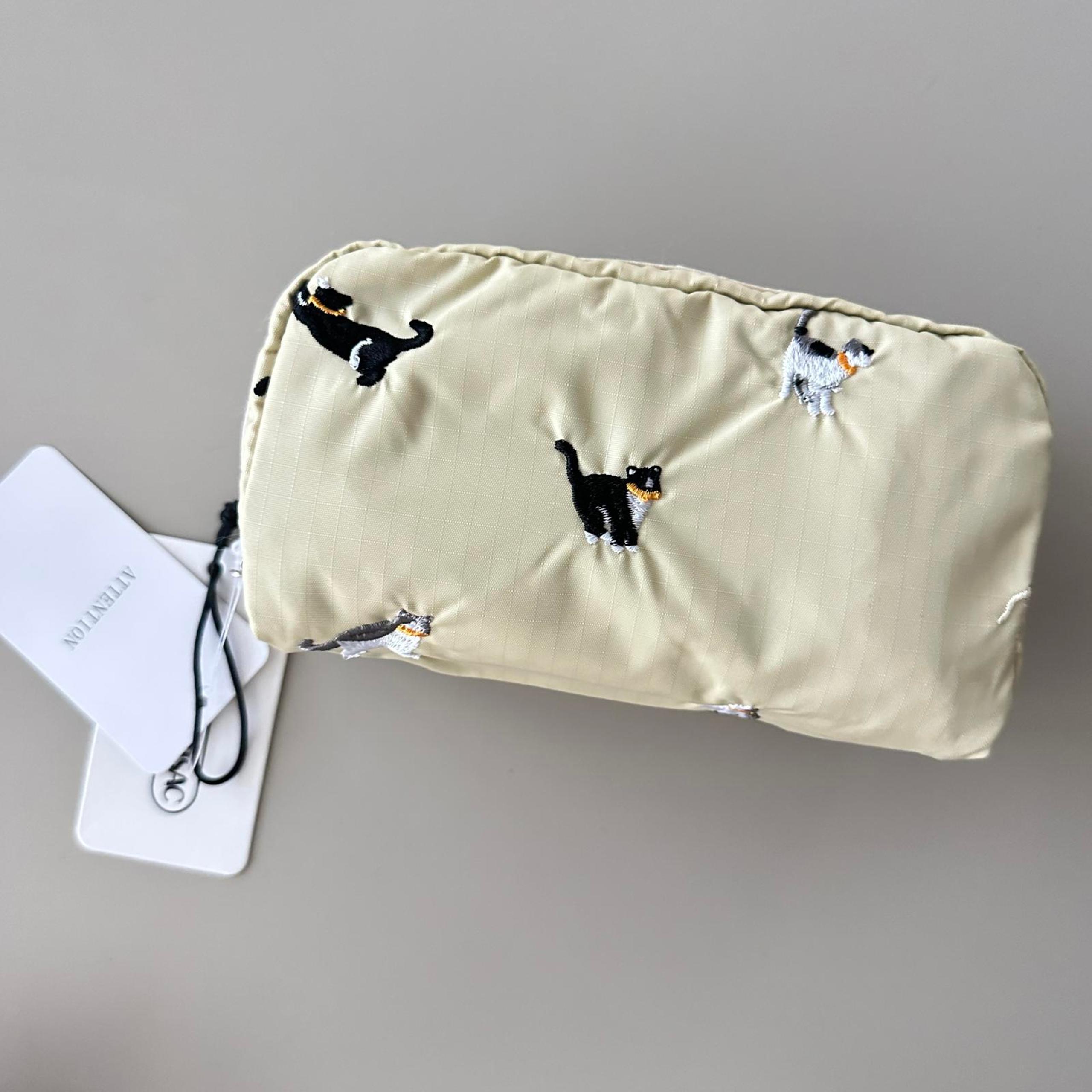 Lesportsac Cat Embroidery Rectangular Cosmetic Bag NWT