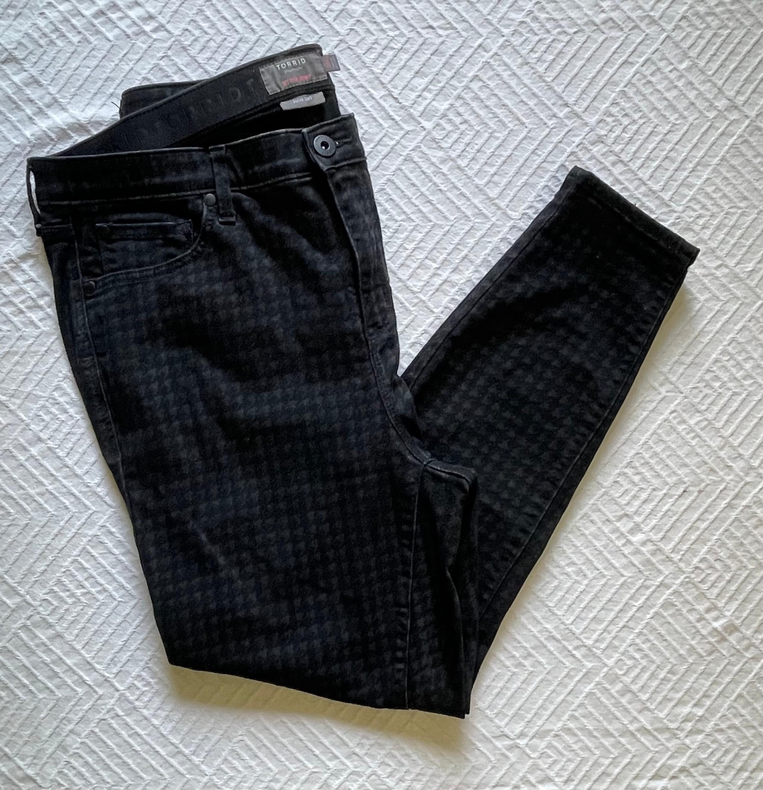 Torrid Sky High Skinny High-Rise Jean Women’s 18R Black