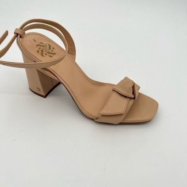 Women’s Sam & Libby Jordan Blonde Heels size 8