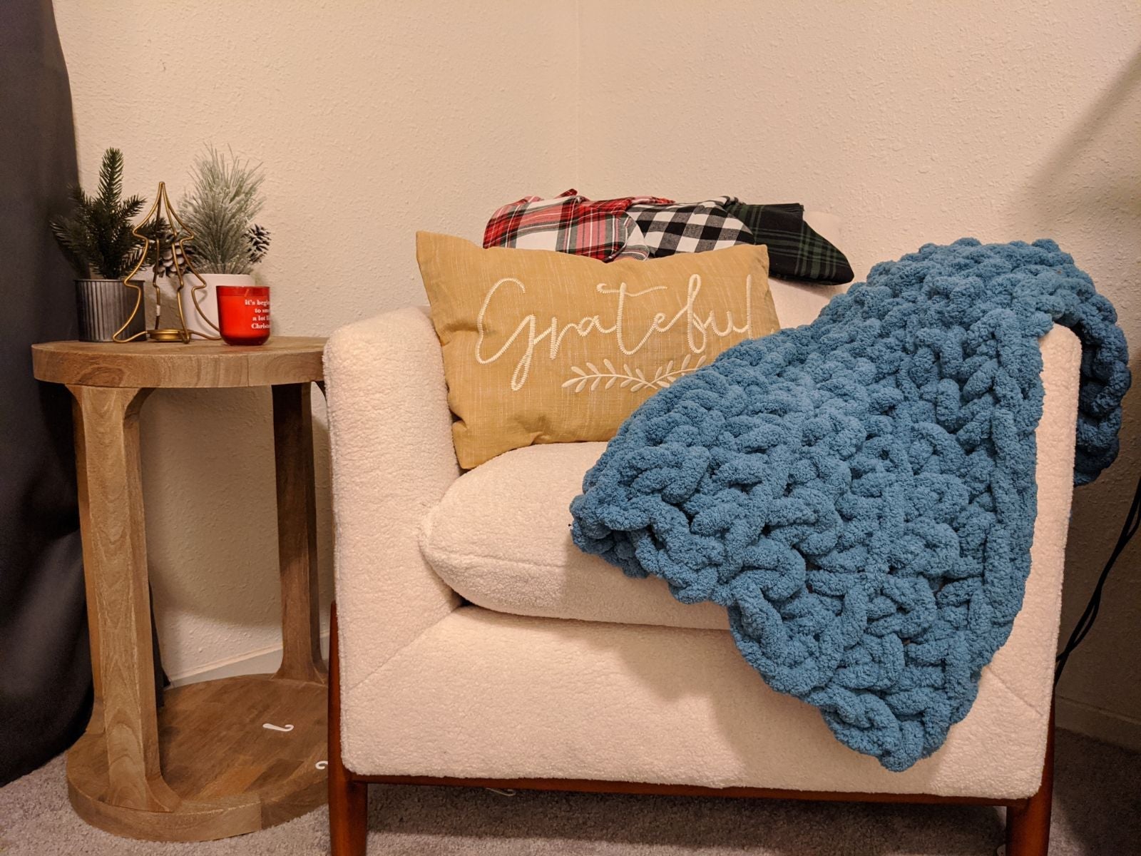 Homemade chunky baby blanket