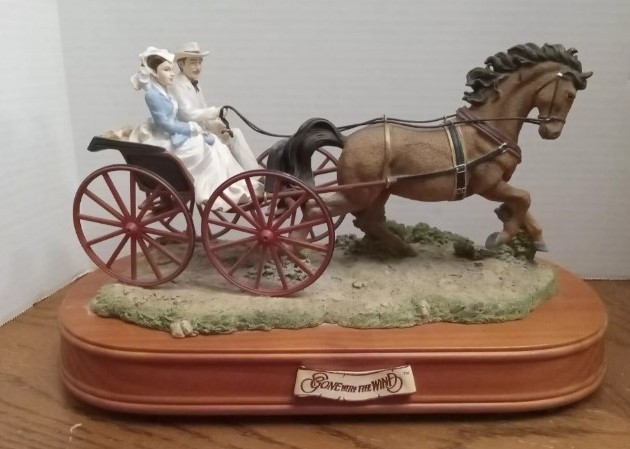 GONE WITH THE WIND Musical Figurine
