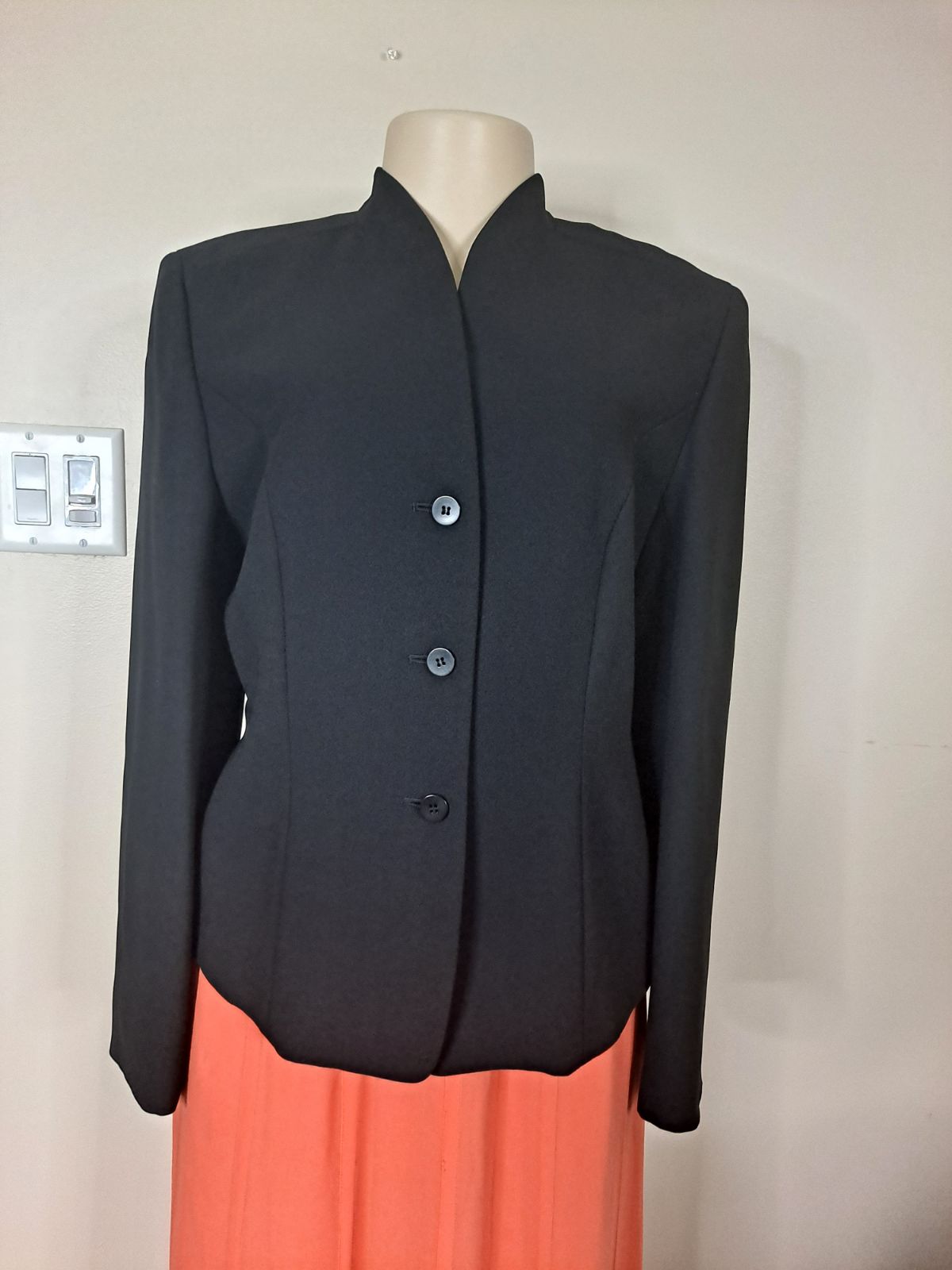 Ann Taylor LOFT black Jacket Sz 6