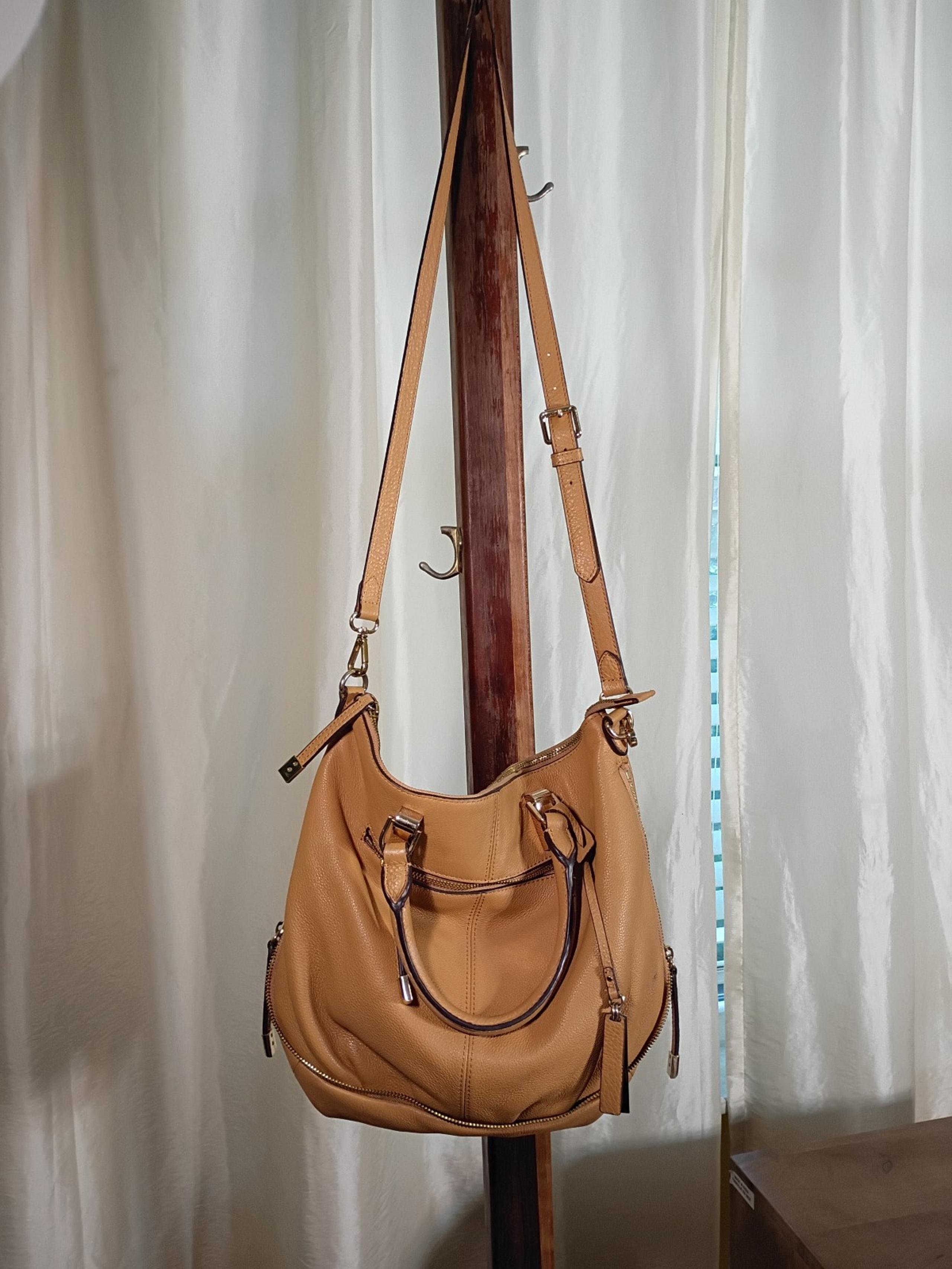Vince Camuto purse