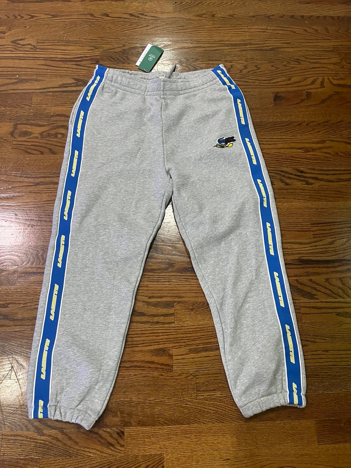 Lacoste Men’s Graphic Croc Jogger