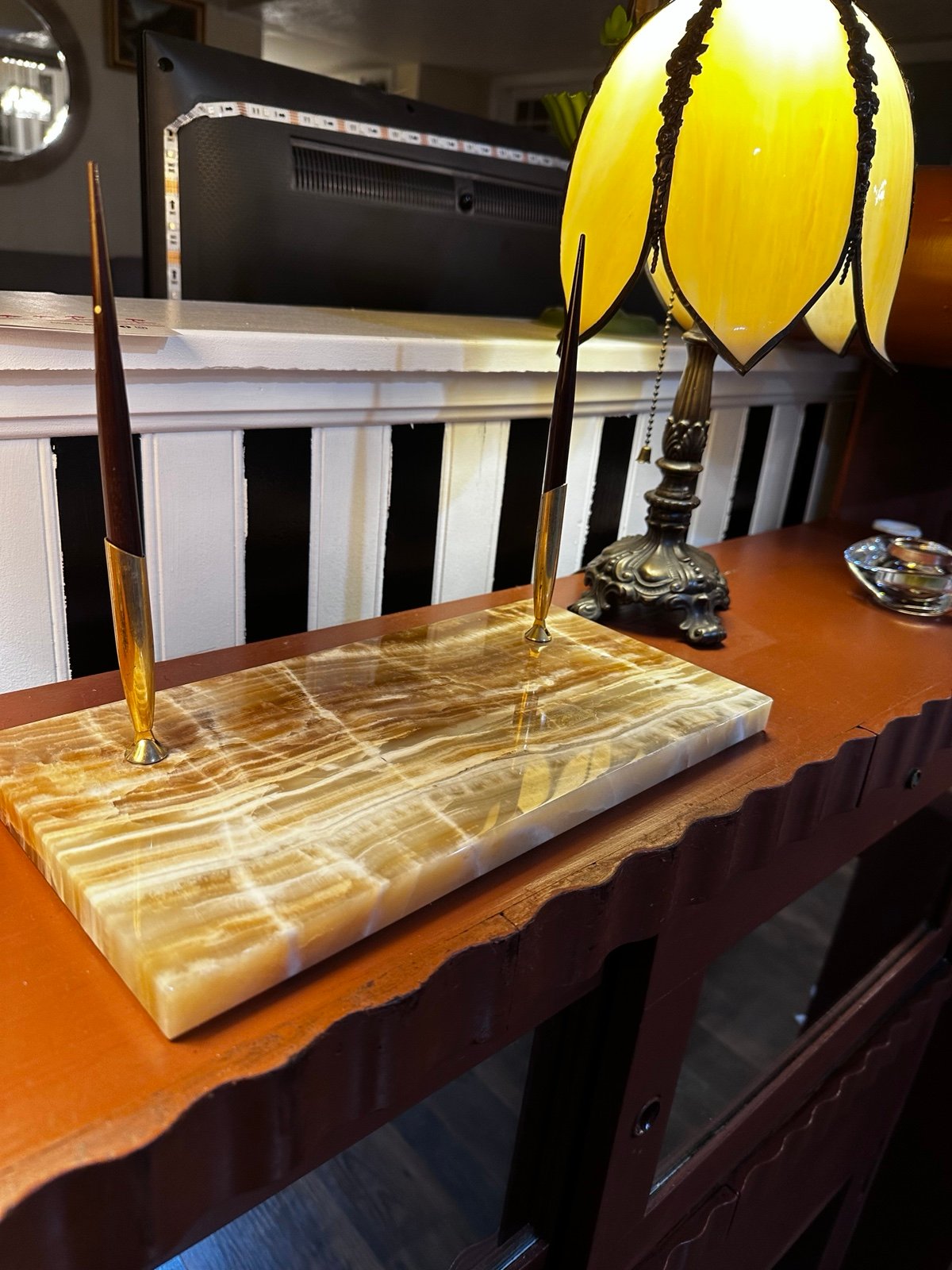 Vintage Sheaffer's Agate Slab Ballpen and 14K Gold Fountain Pen Holder Stand Set