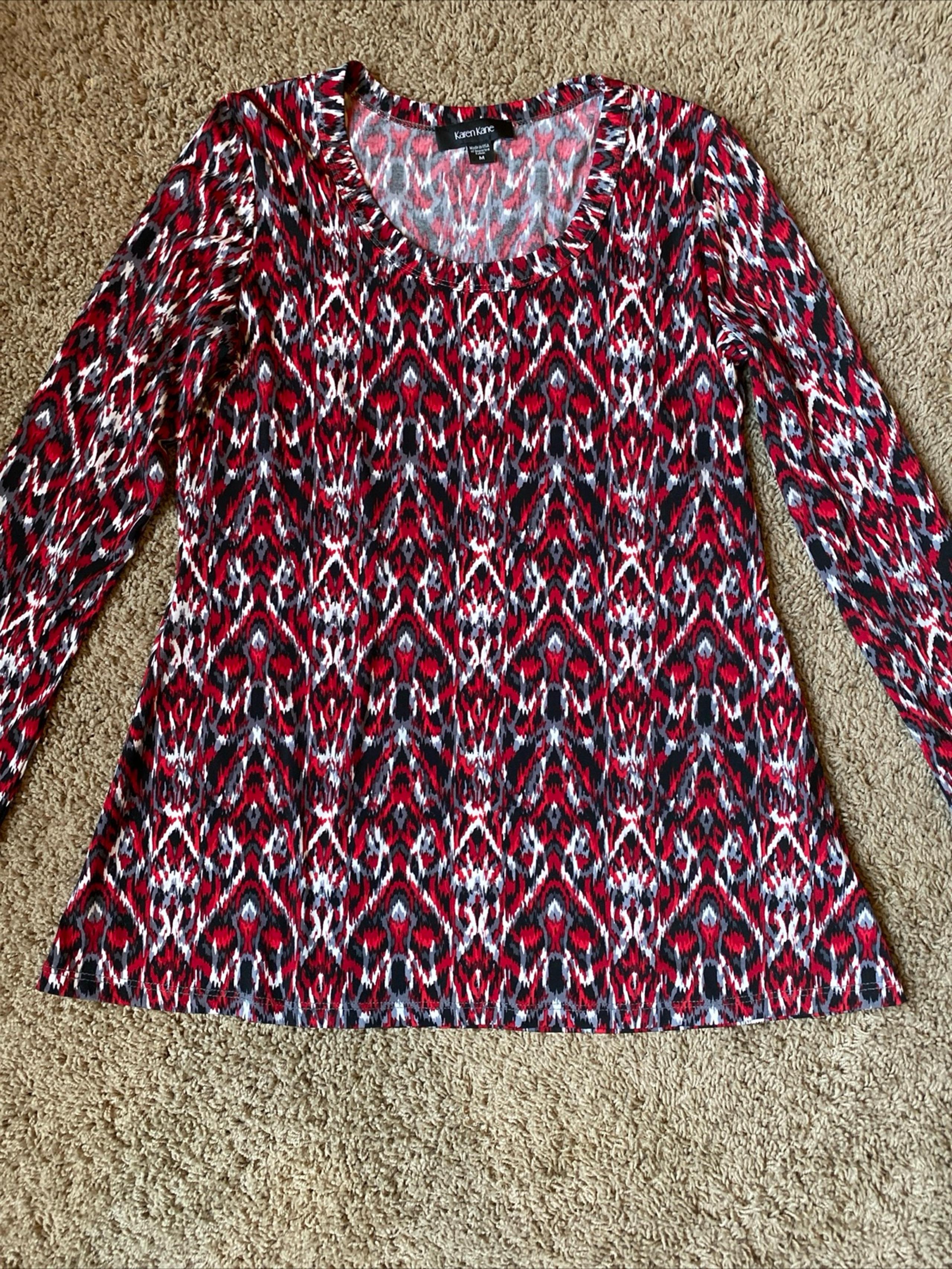 Karen Kane Shirt Women’s Medium Red Geometric Mix and Mingle Stretch Blouse