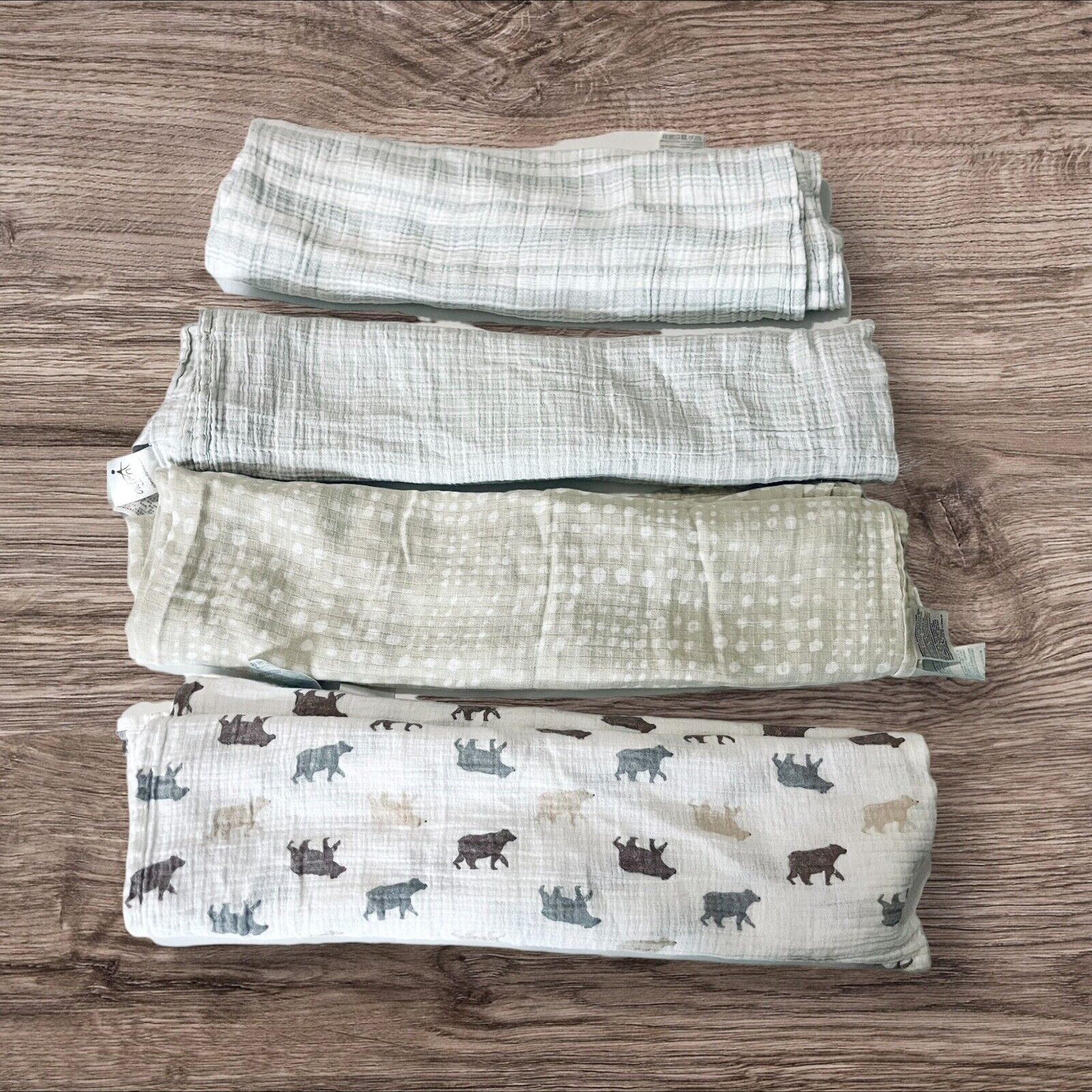 Aden + Anais Swaddle Blanket Leaves/Wildlife/Spots/Grey / Stripes Lot of 4 EUC