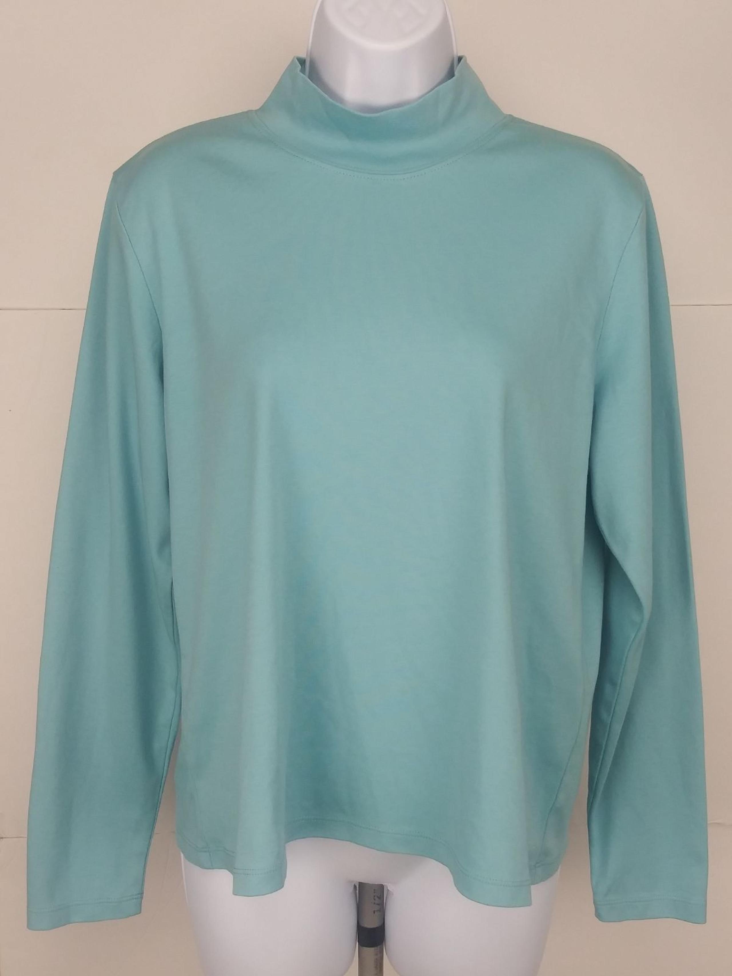 LL Bean womens long sleeve knit top blue