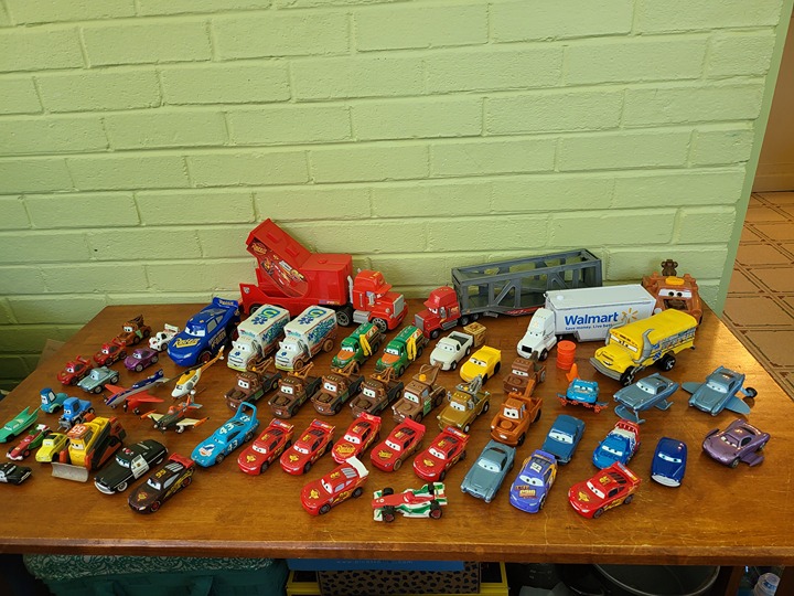 Lot of 56 DISNEY PIXAR CARS Die Cast Cars Vehicles Lightning McQueen Mater 2 3