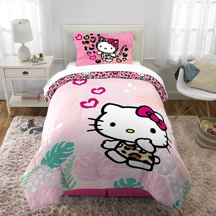 Hello Kitty Kids Comforter Set, 2-Piece, Twin/Full, Reversible, Pink,